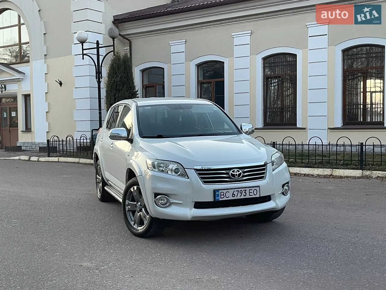 2010 Toyota RAV 4 - мініатюра 16