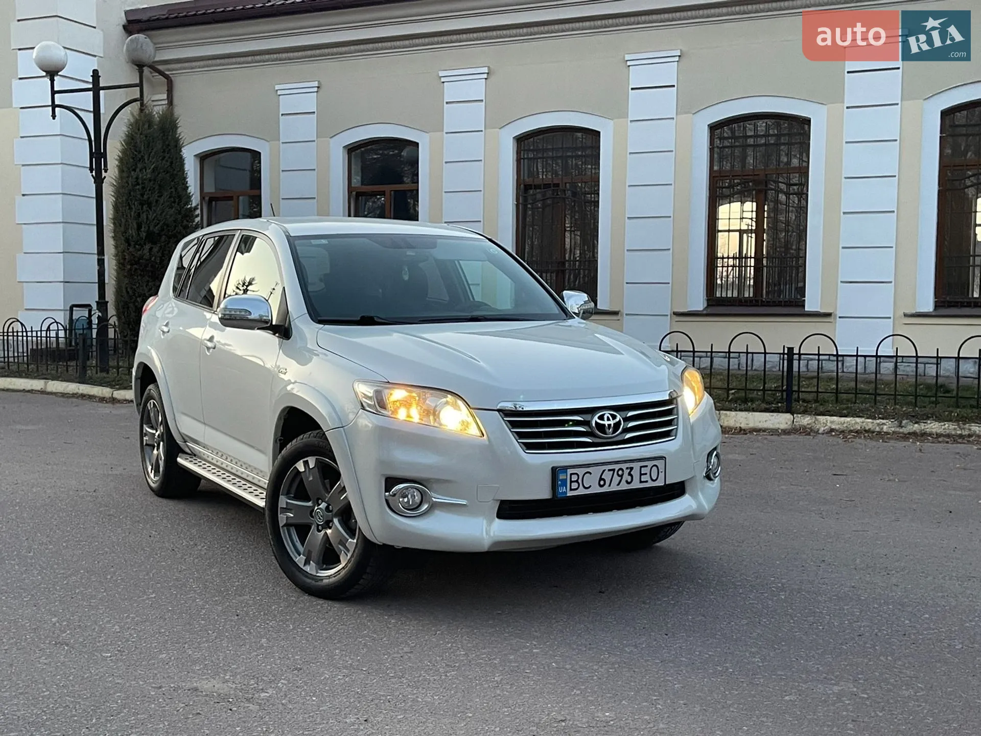 2010 Toyota RAV 4 - мініатюра 5