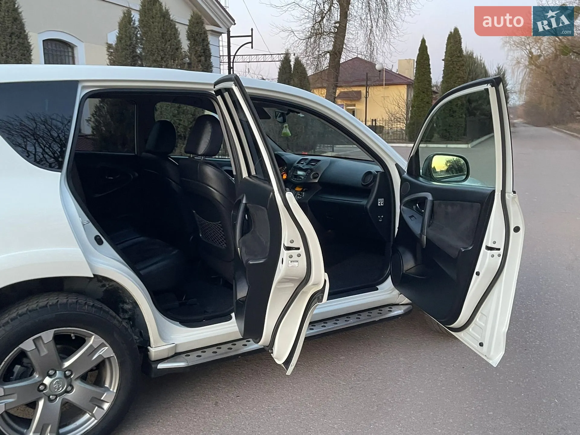2010 Toyota RAV 4 - мініатюра 25