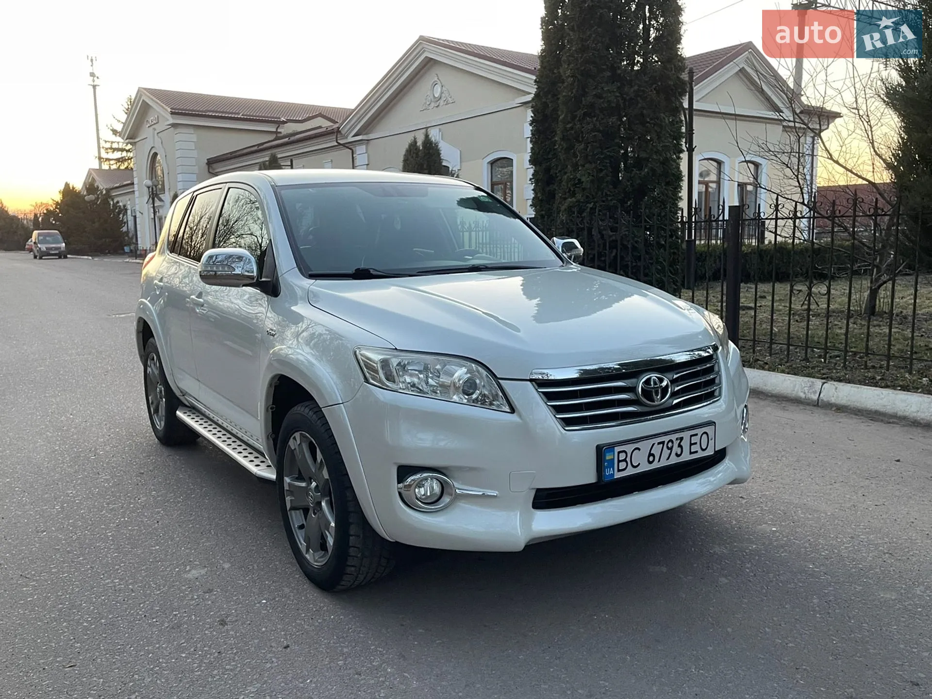 2010 Toyota RAV 4 - мініатюра 34