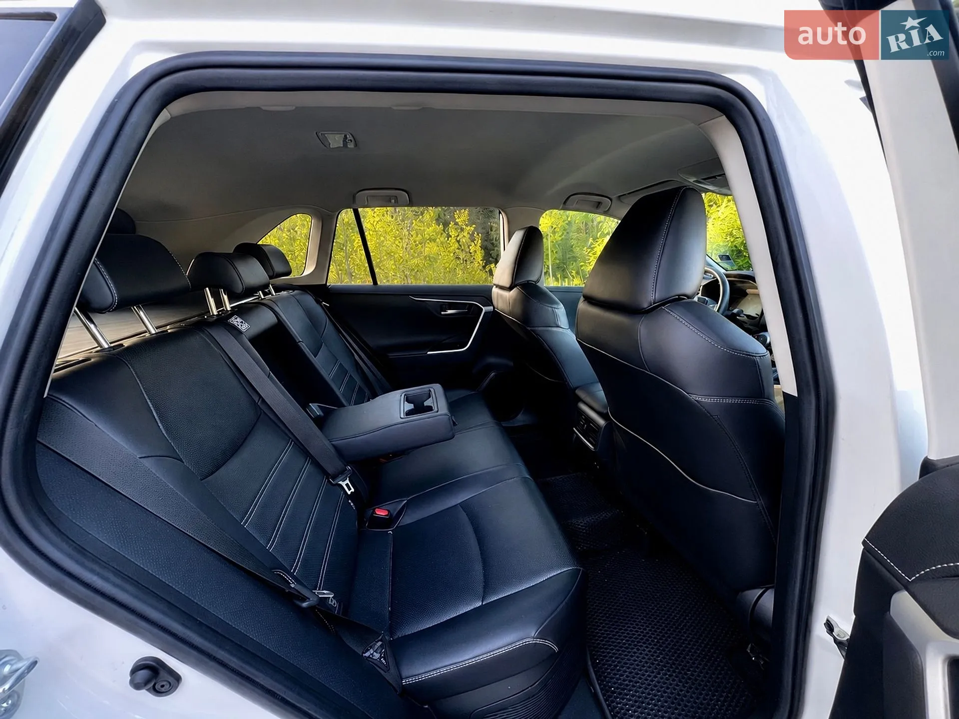 2021 Toyota RAV 4 - мініатюра 8