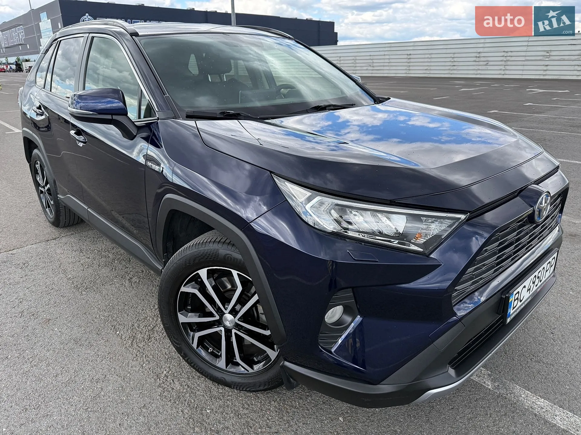 2019 Toyota RAV 4 - мініатюра 10