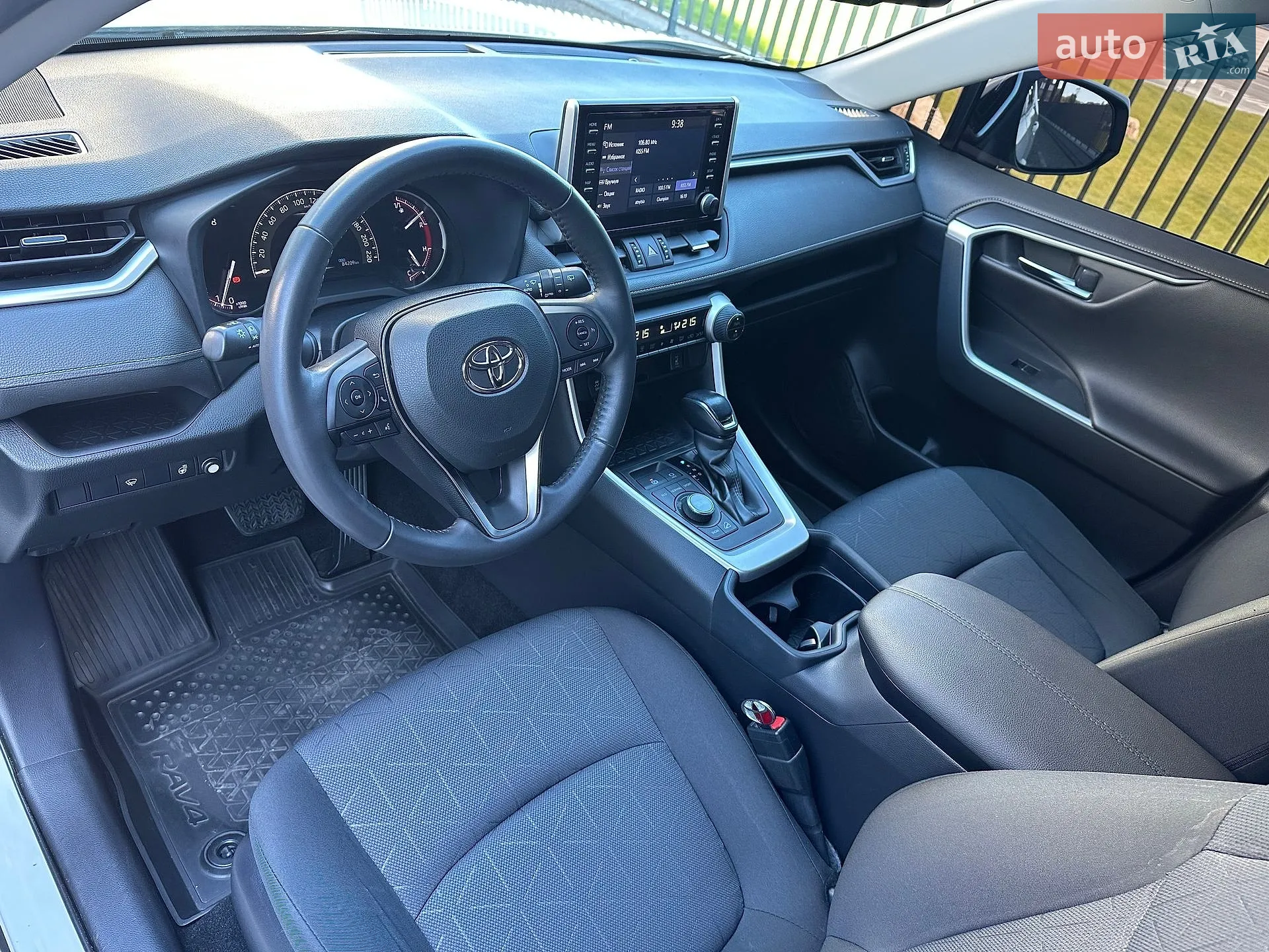 2019 Toyota RAV 4 - мініатюра 24