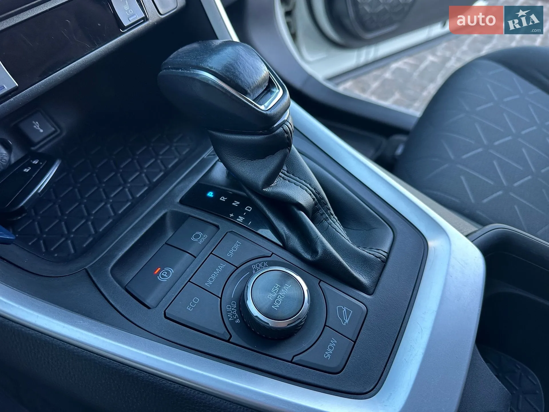 2019 Toyota RAV 4 - мініатюра 33