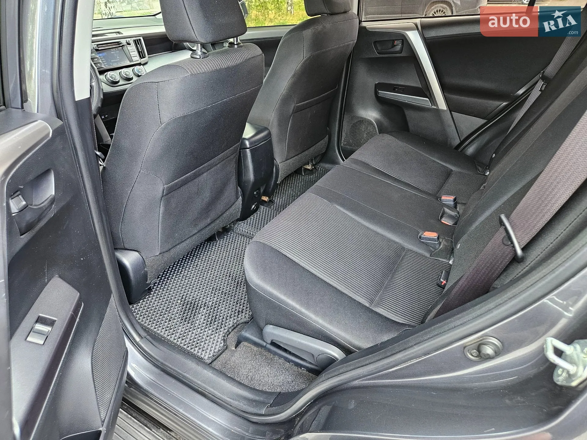 2016 Toyota RAV 4 - мініатюра 10