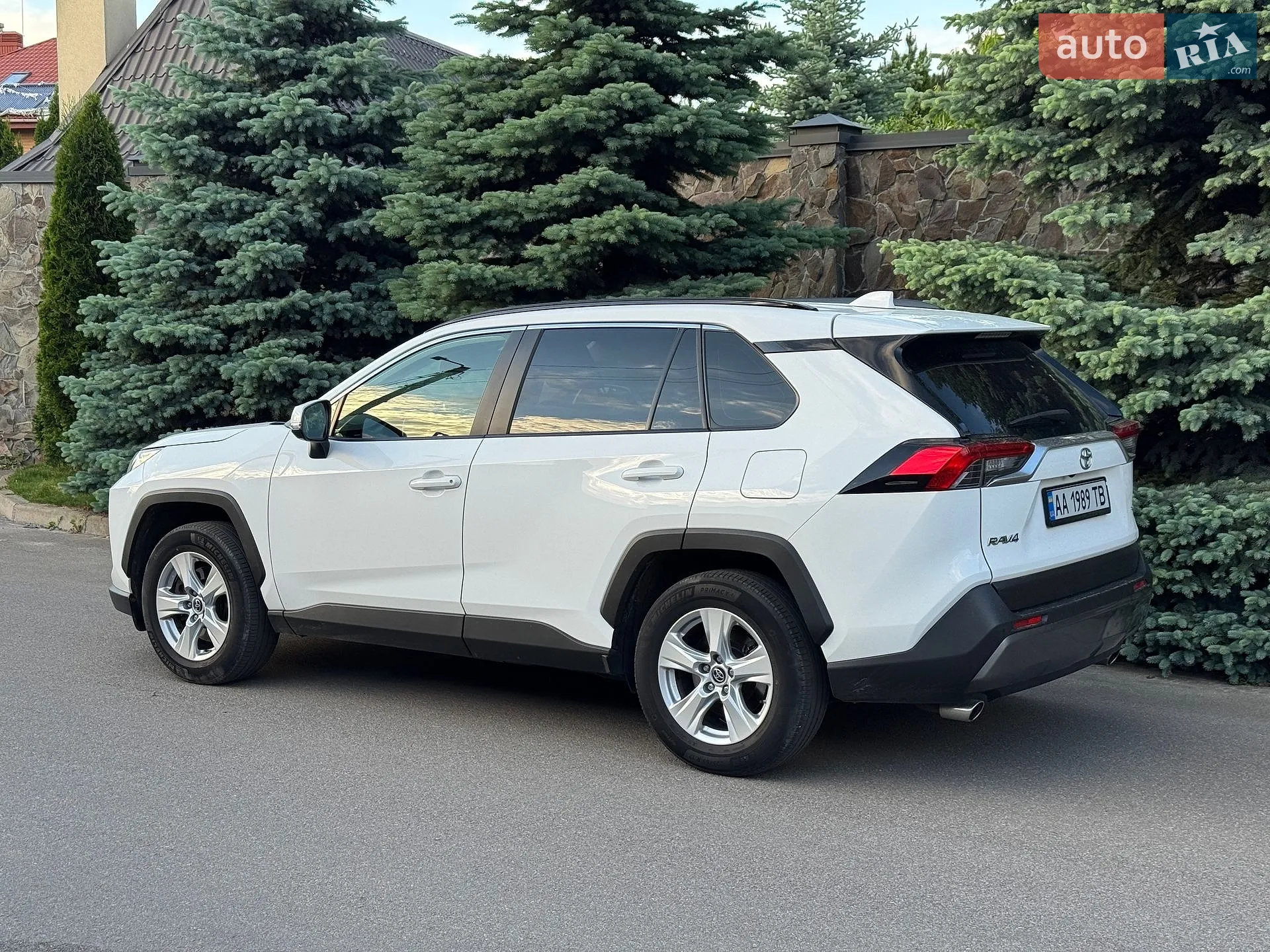 2019 Toyota RAV 4 - мініатюра 16