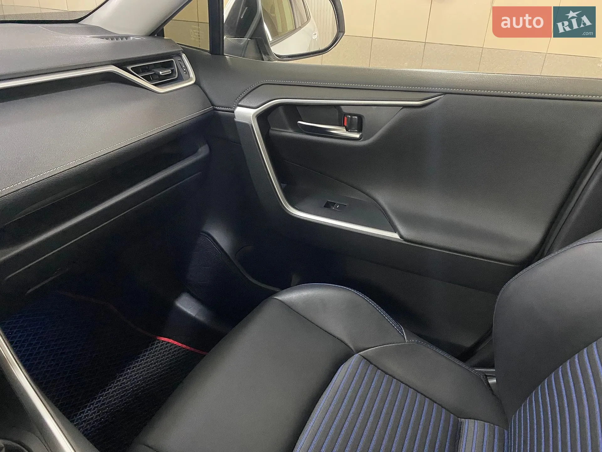 2023 Toyota RAV 4 - мініатюра 39