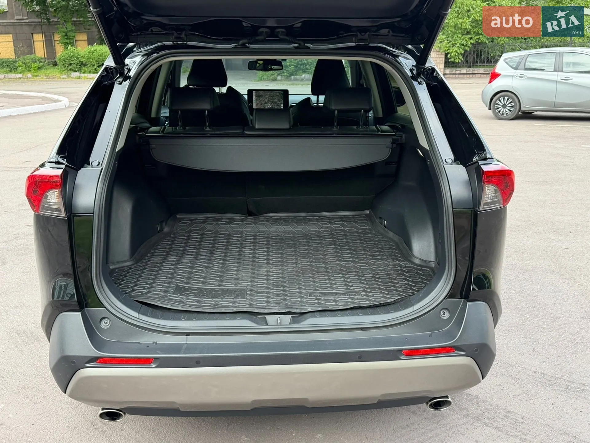 2023 Toyota RAV 4 - мініатюра 11
