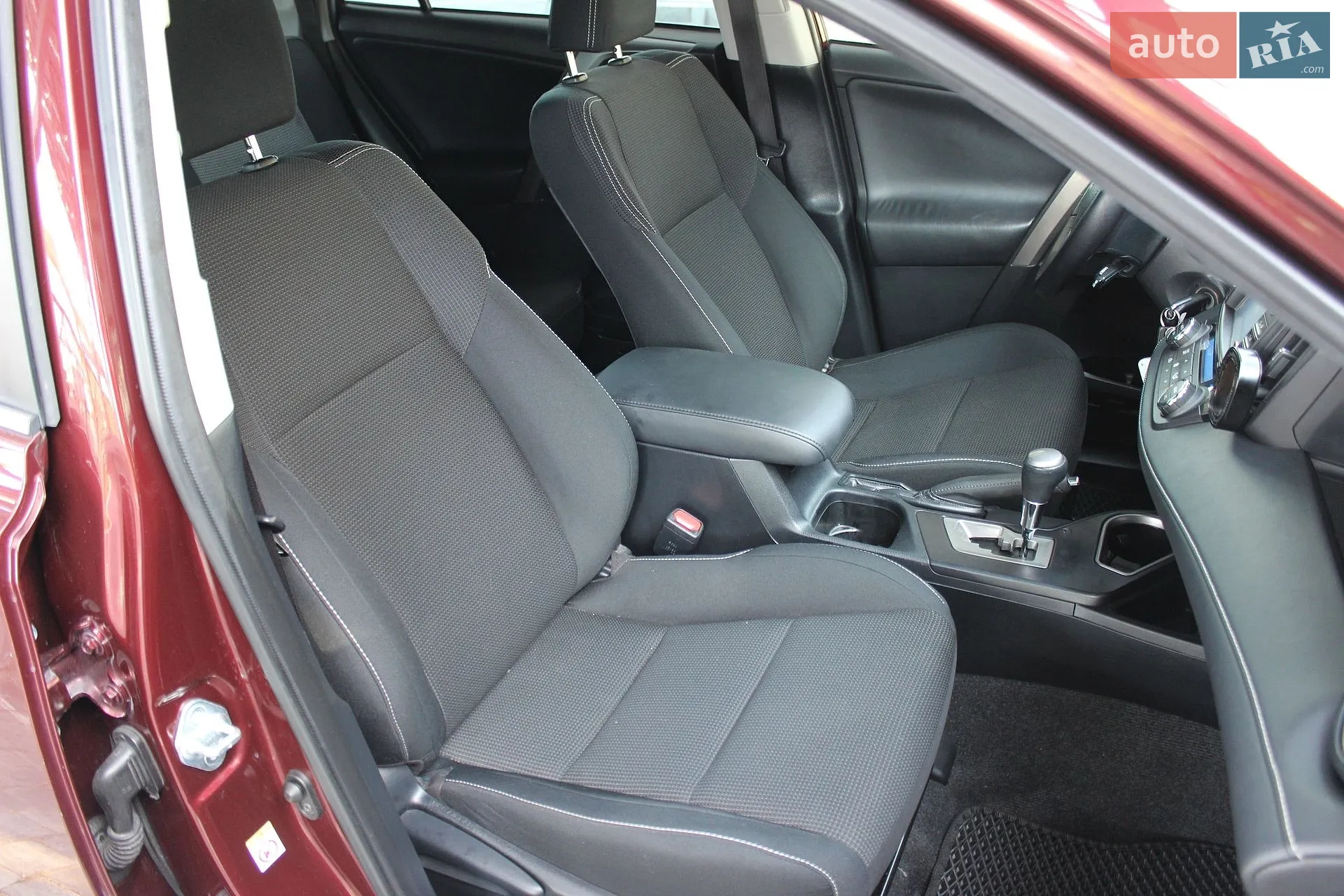 2016 Toyota RAV 4 - мініатюра 37