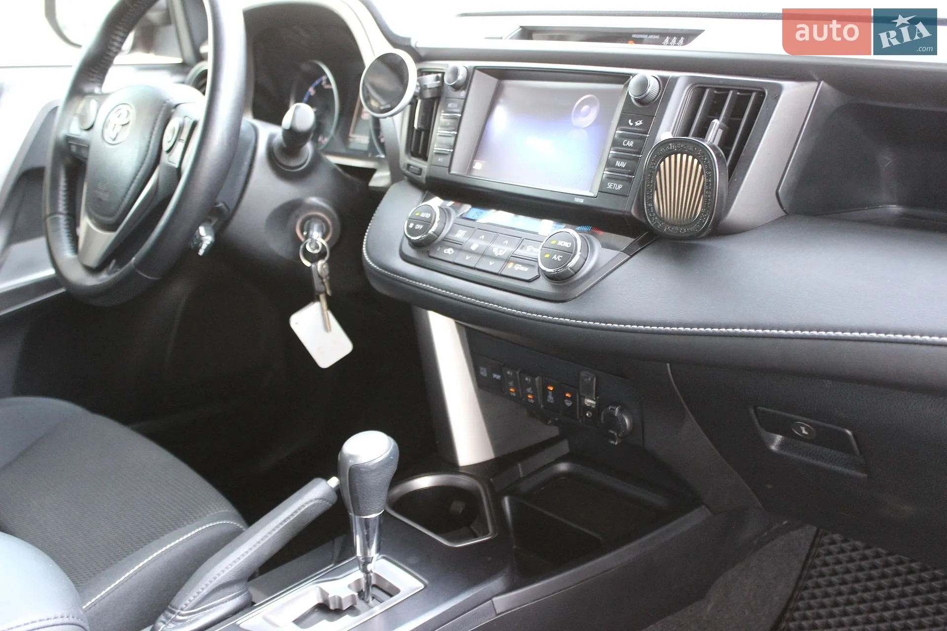 2016 Toyota RAV 4 - мініатюра 39