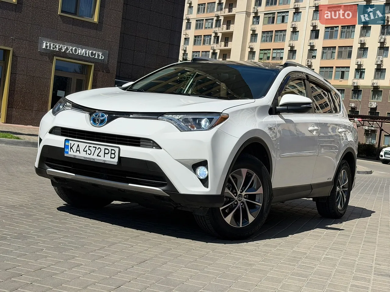 2016 Toyota RAV 4 - мініатюра 12