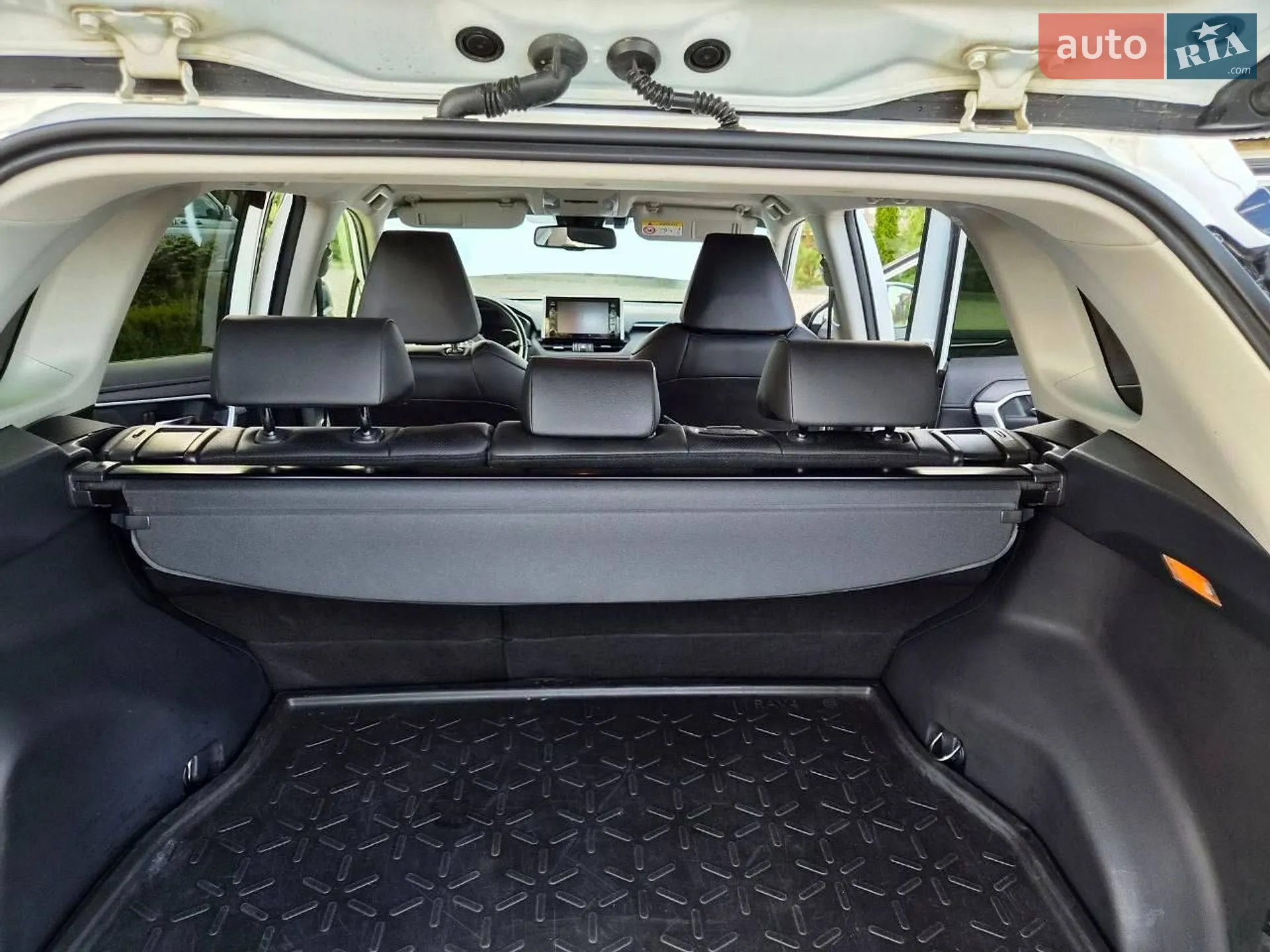 2021 Toyota RAV 4 - мініатюра 8