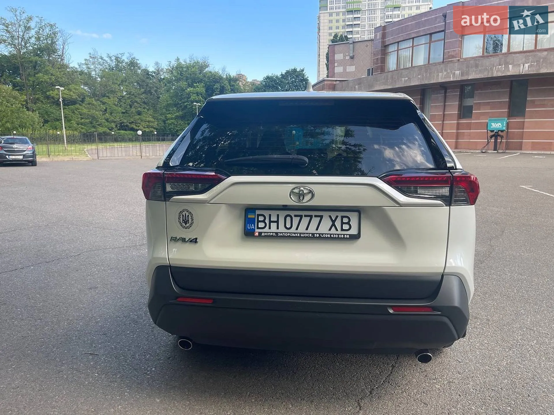 2021 Toyota RAV 4 - мініатюра 6