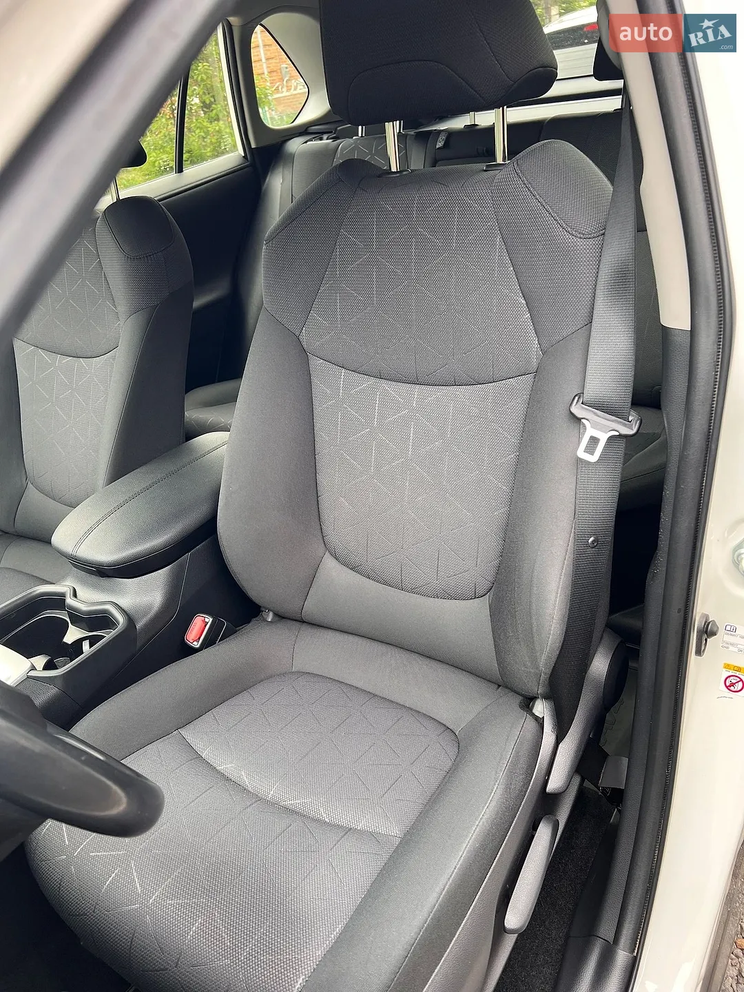 2018 Toyota RAV 4 - мініатюра 15