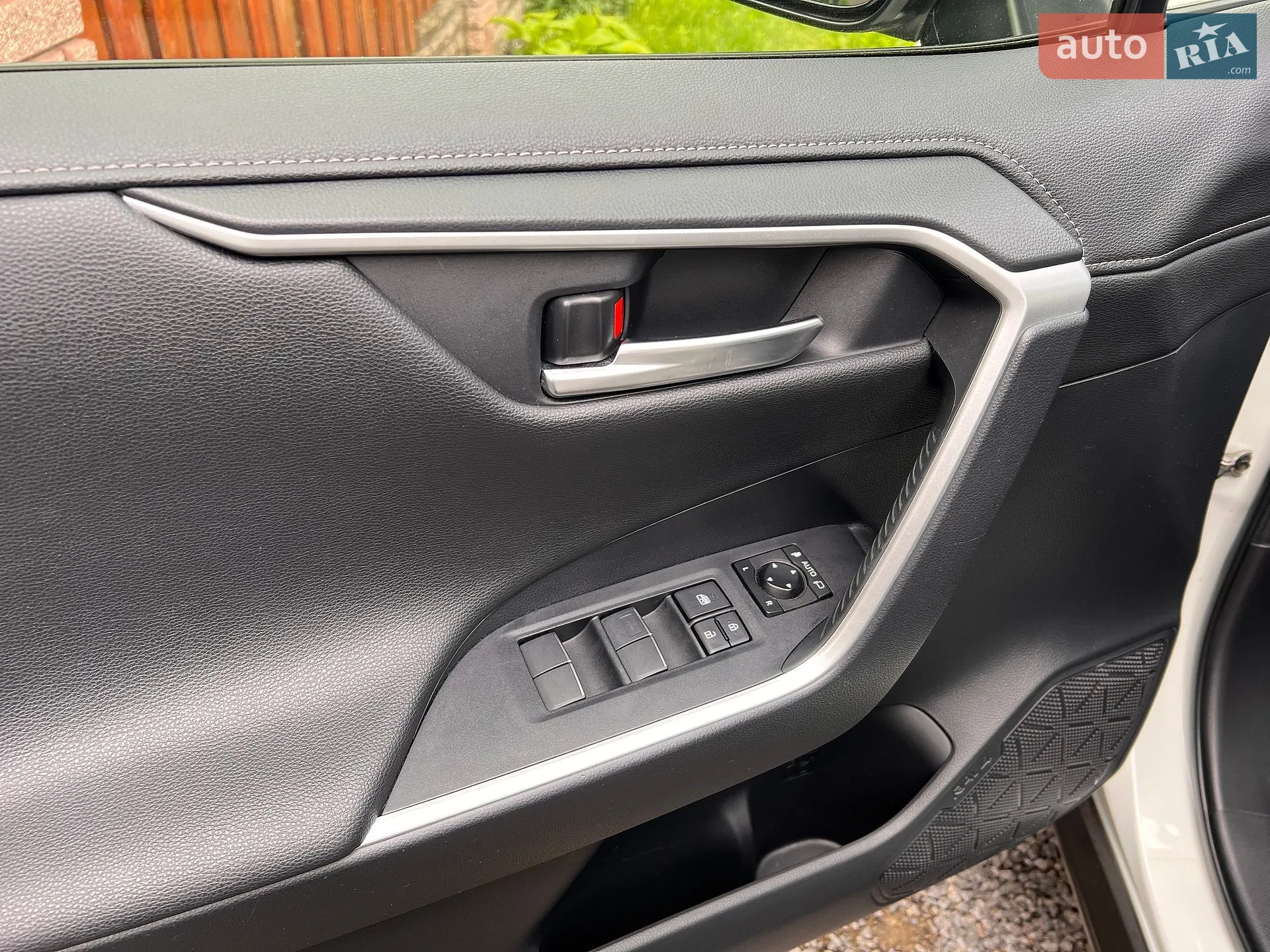 2018 Toyota RAV 4 - мініатюра 20