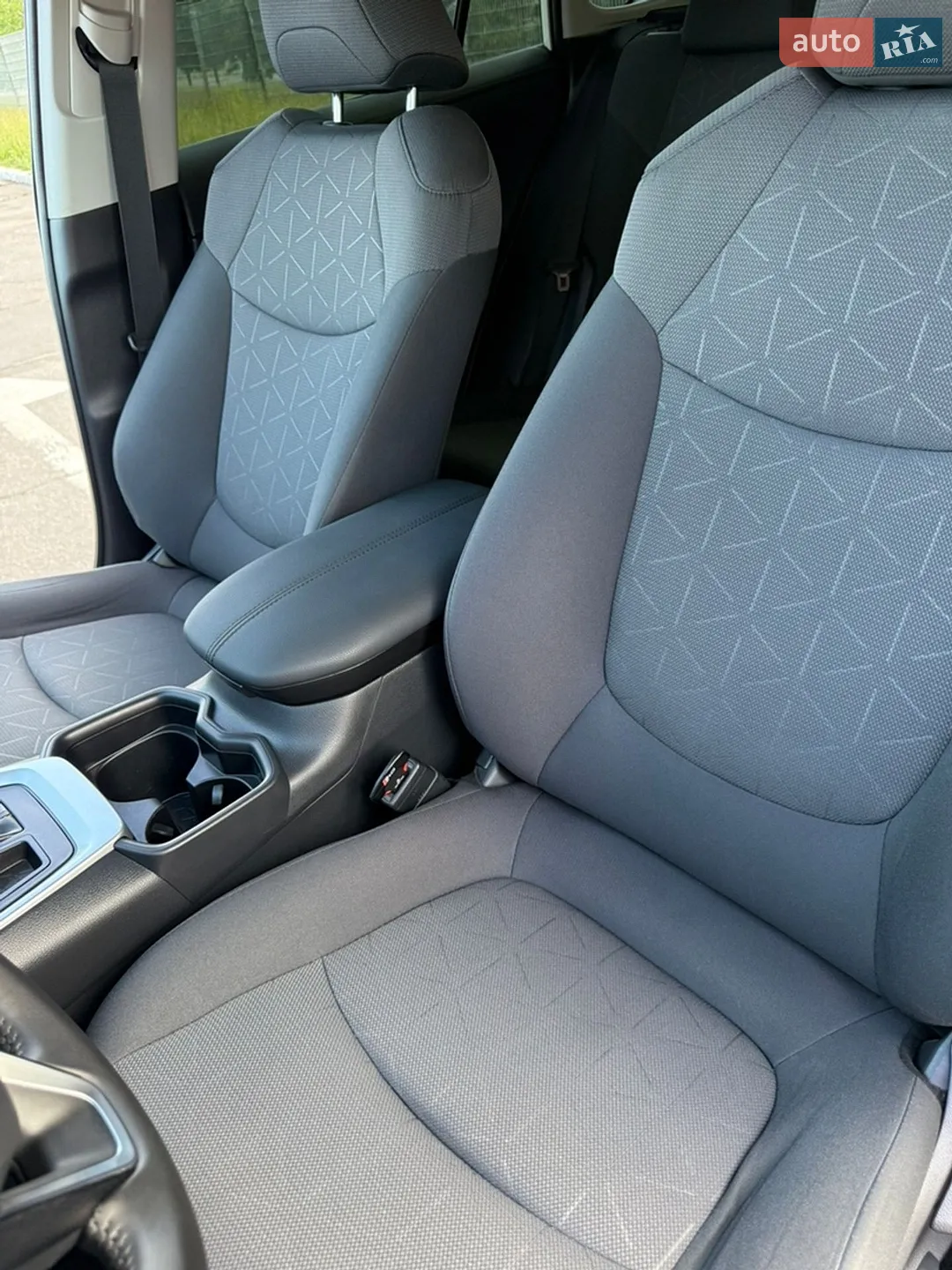 2019 Toyota RAV 4 - мініатюра 17
