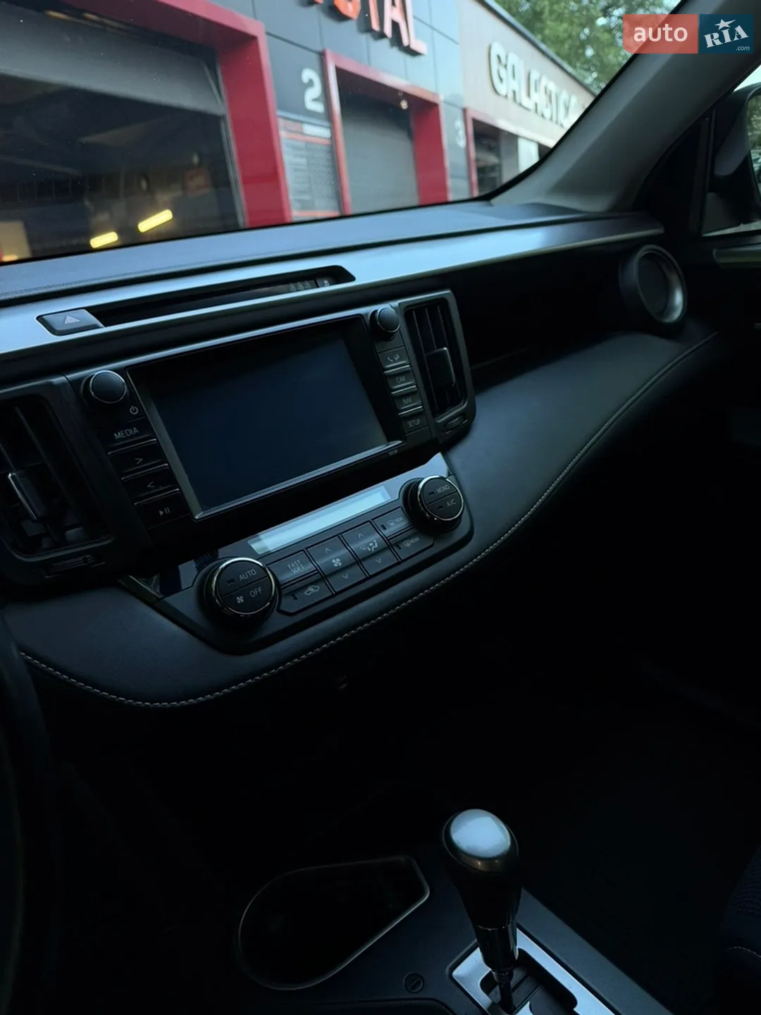 2017 Toyota RAV 4 - мініатюра 49