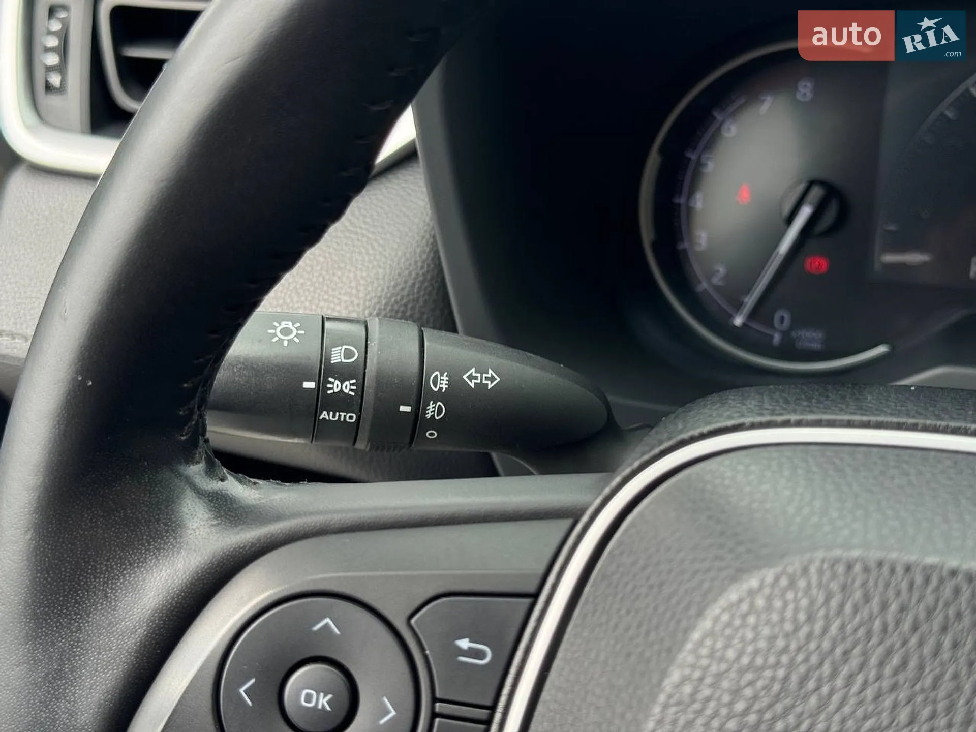 2019 Toyota RAV 4 - мініатюра 34