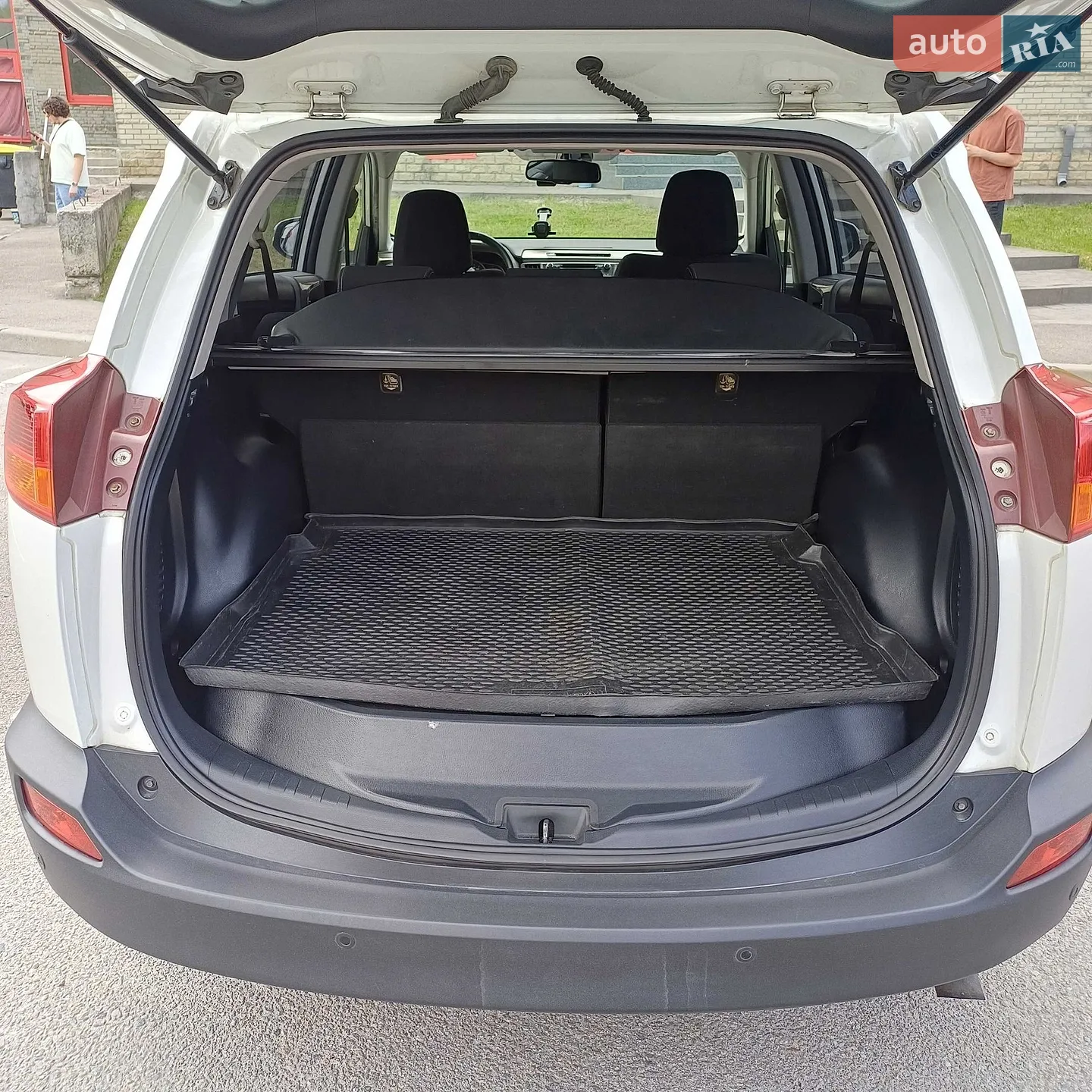 2013 Toyota RAV 4 - мініатюра 17