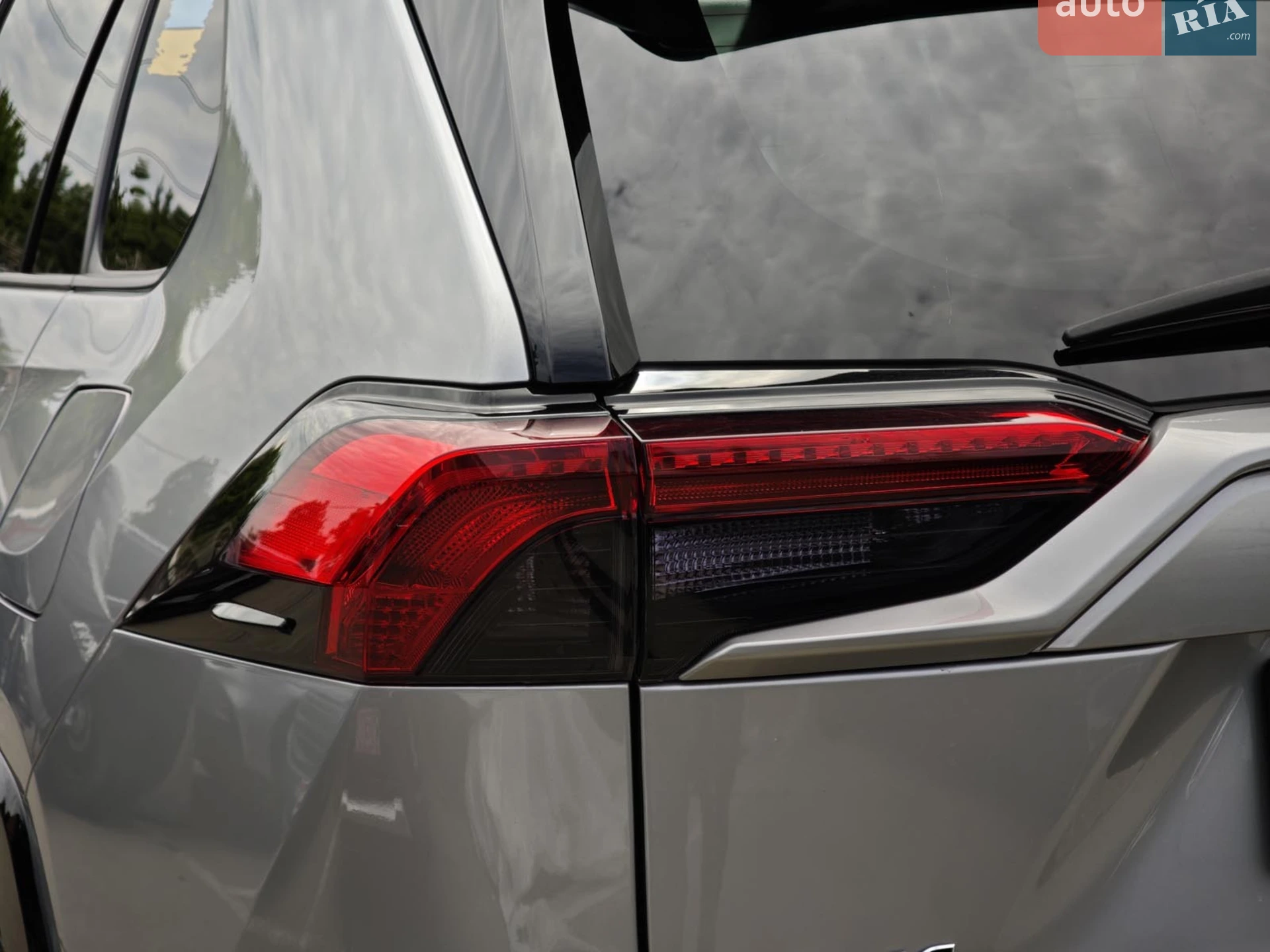 2019 Toyota RAV 4 - мініатюра 13