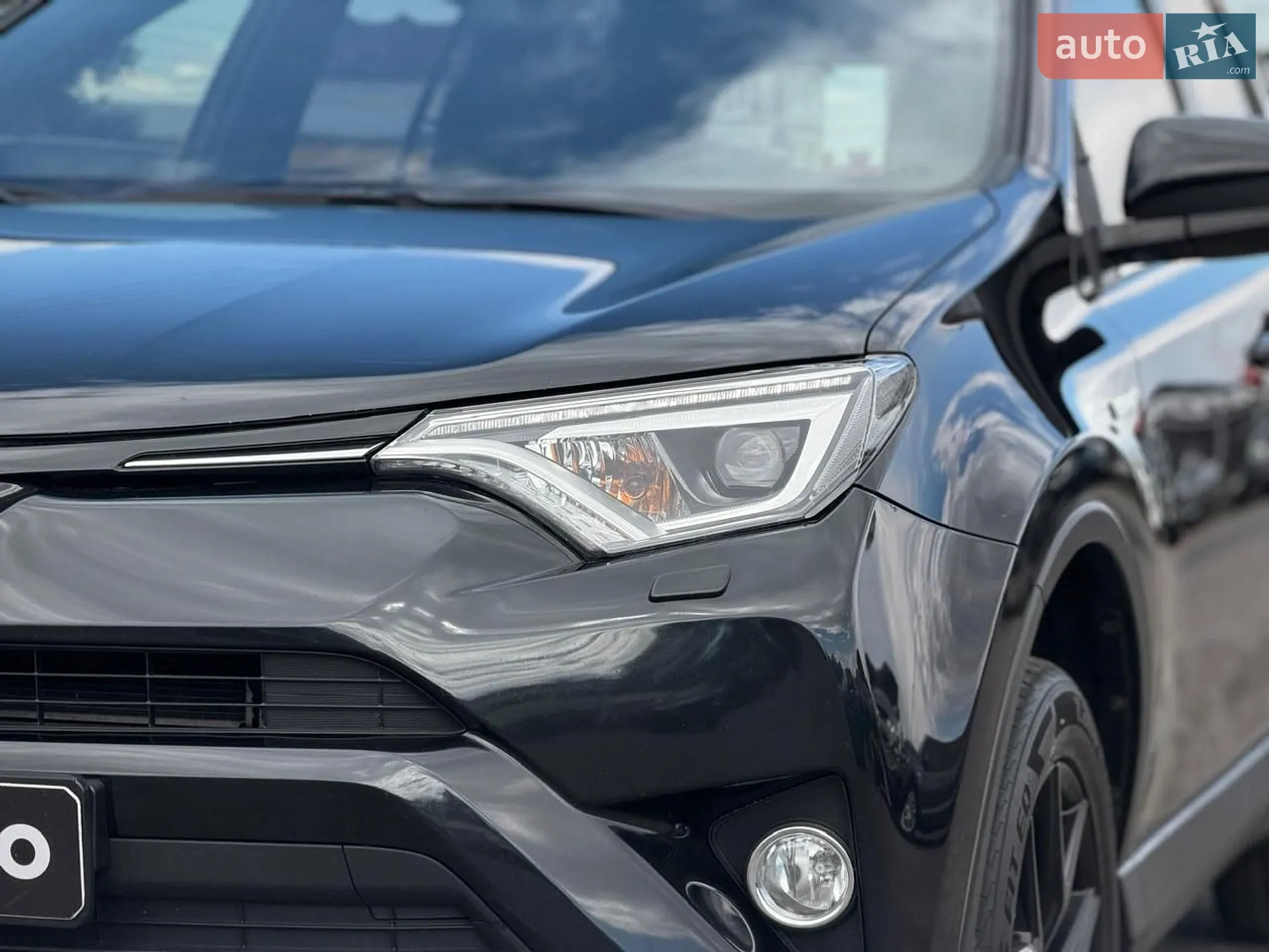 2018 Toyota RAV 4 - мініатюра 8