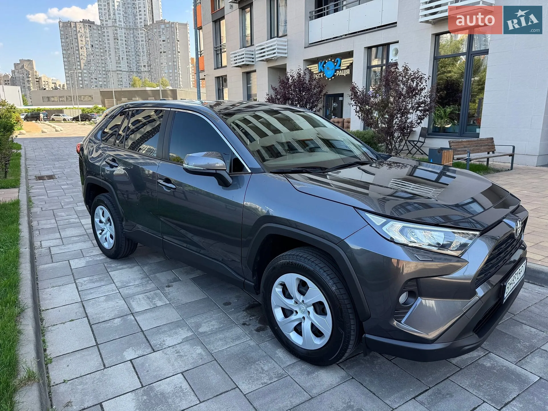 2019 Toyota RAV 4 - мініатюра 8