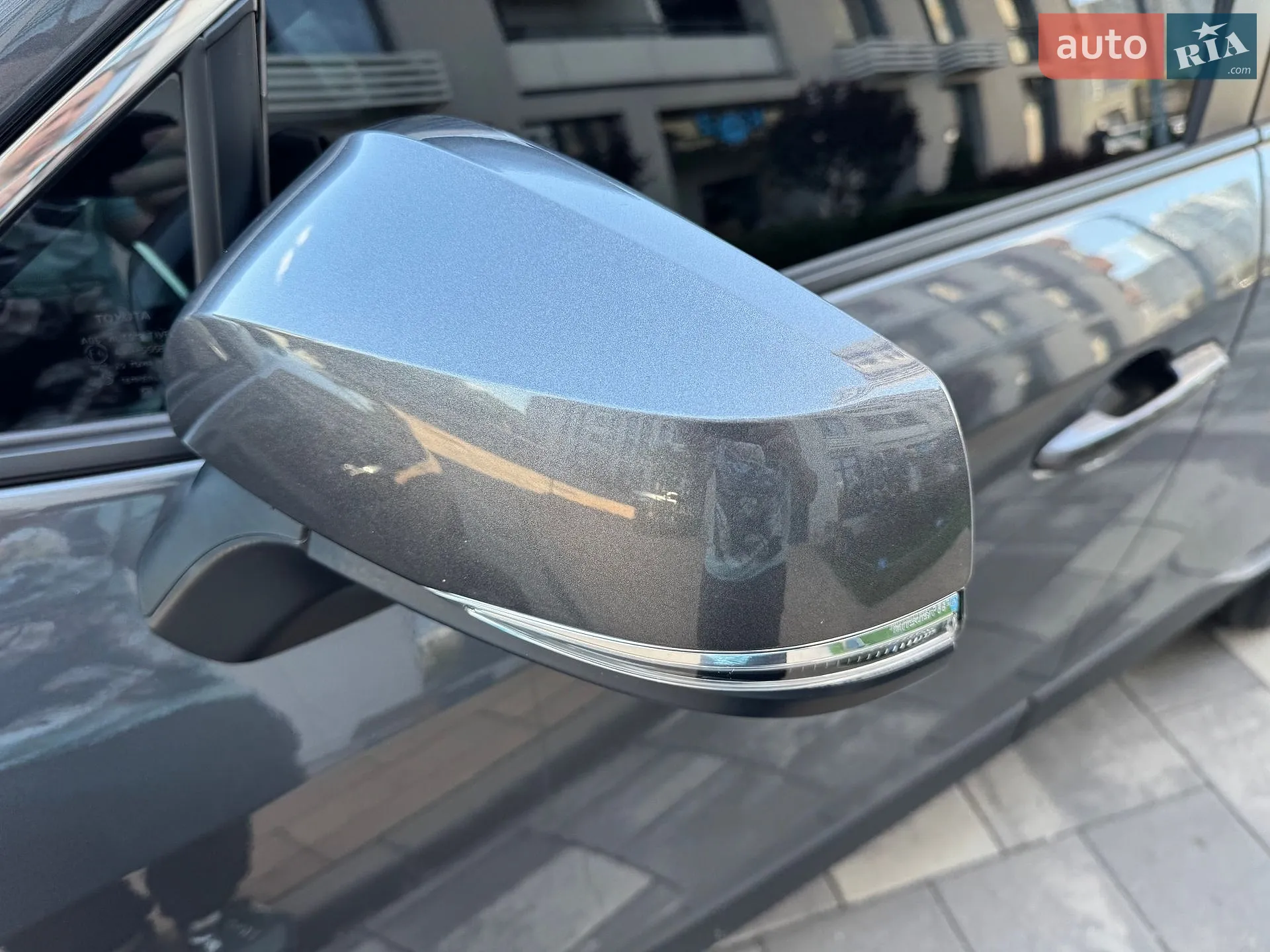 2019 Toyota RAV 4 - мініатюра 10