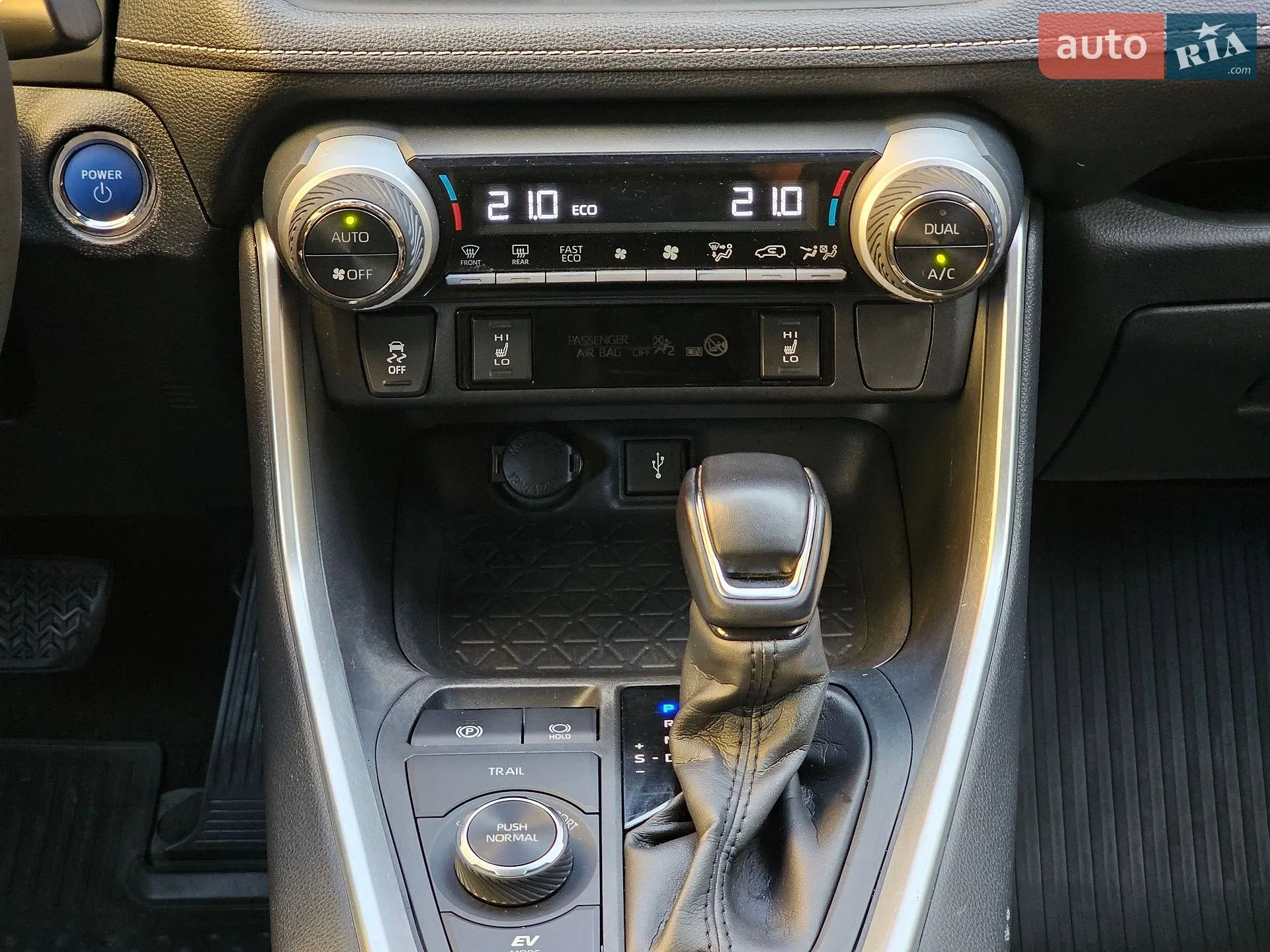 2021 Toyota RAV 4 - мініатюра 29