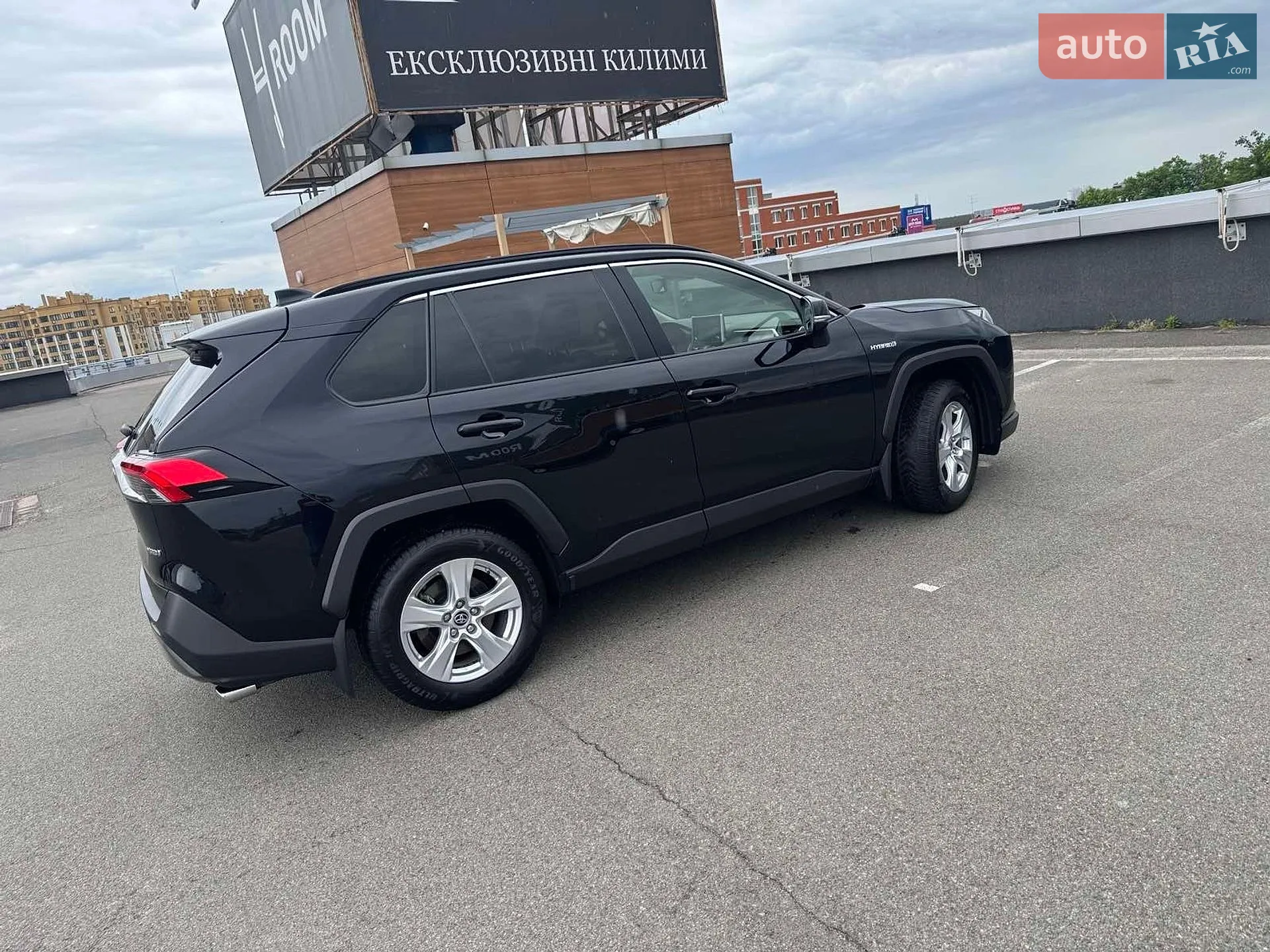 2021 Toyota RAV 4 - мініатюра 3