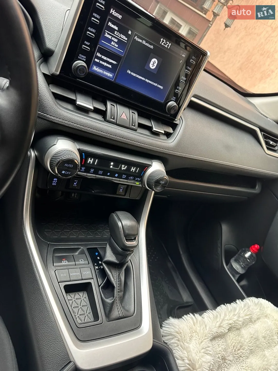2019 Toyota RAV 4 - фото 1