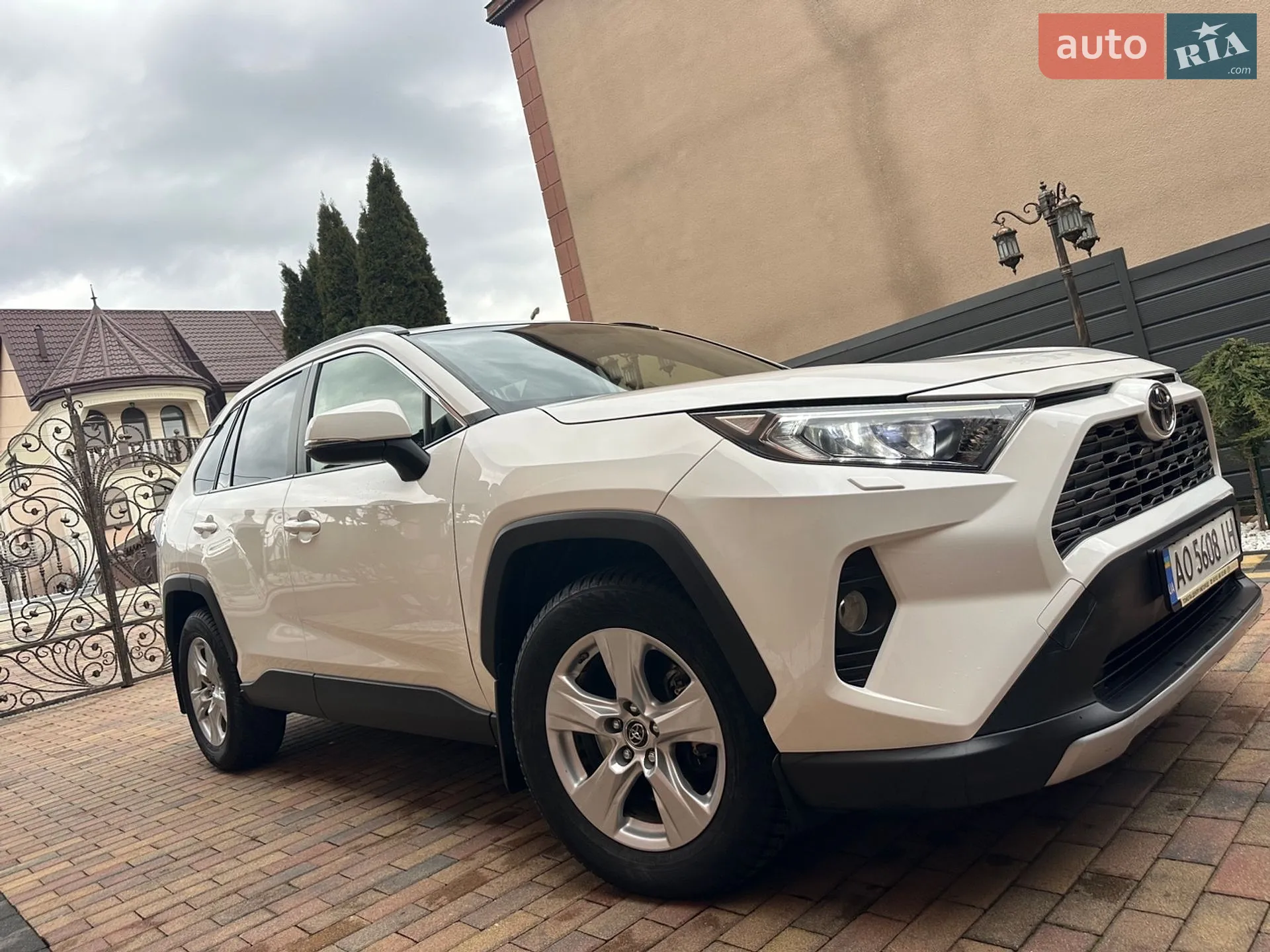 2019 Toyota RAV 4 - мініатюра 19