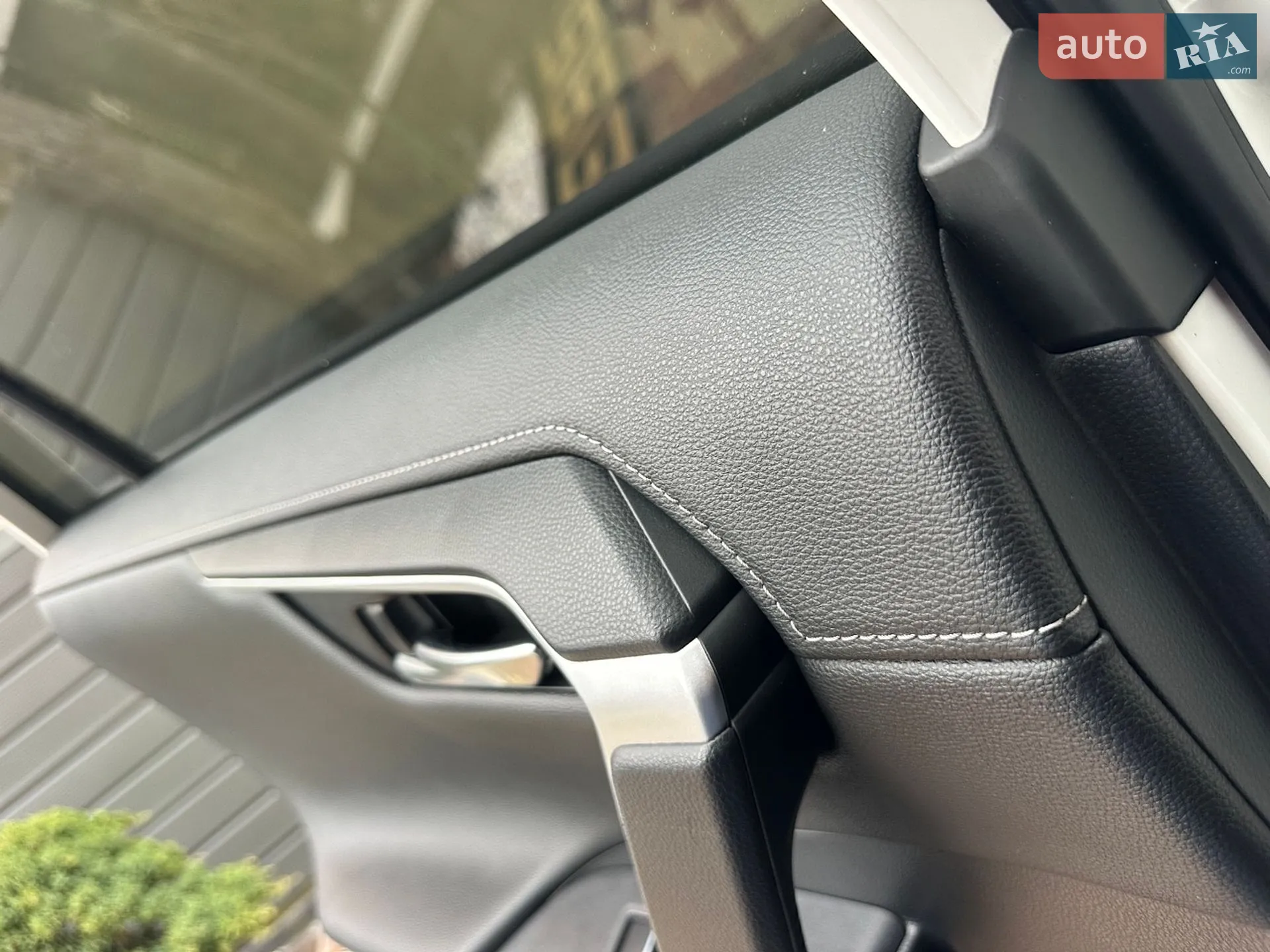 2019 Toyota RAV 4 - мініатюра 43