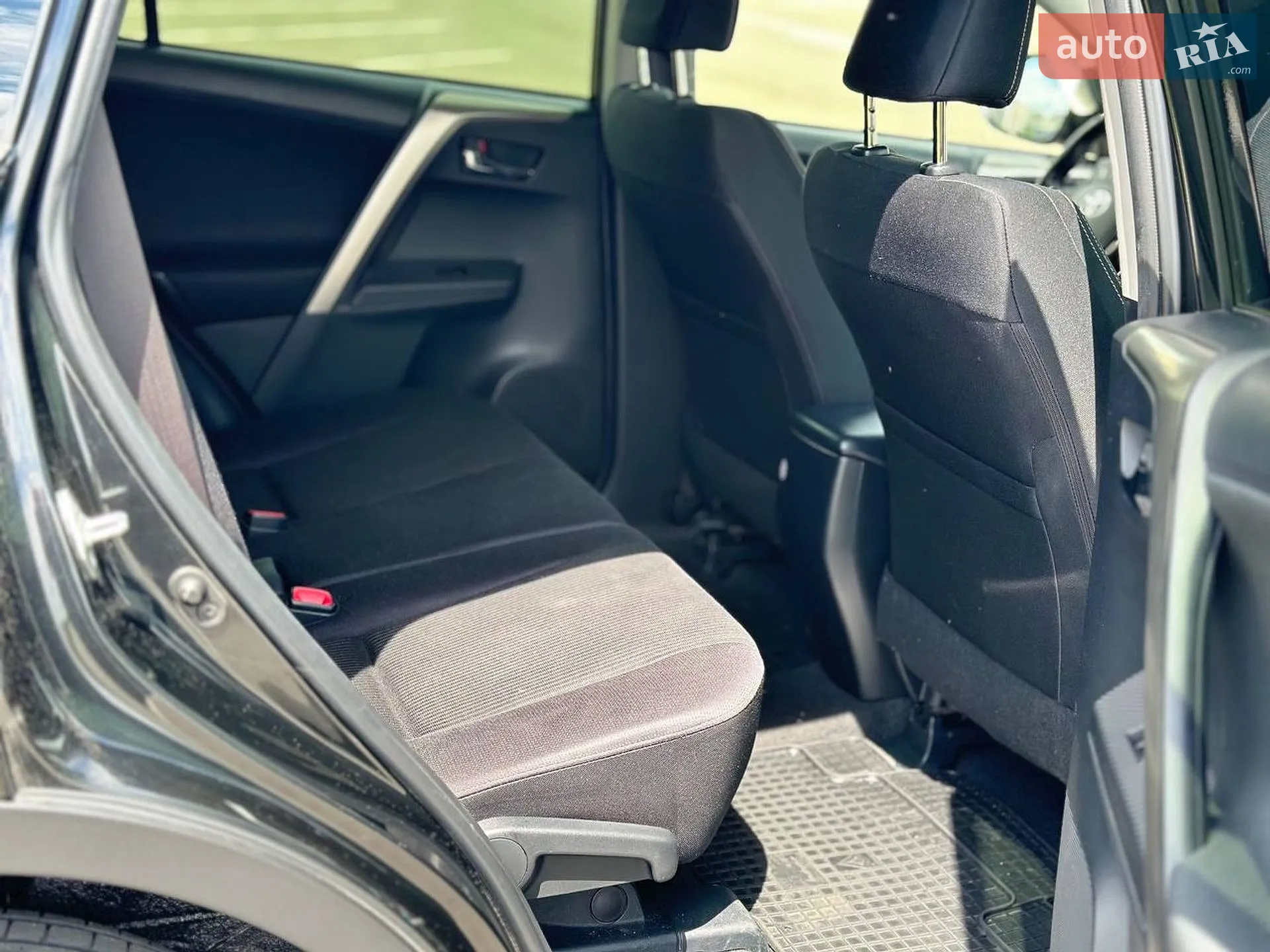 2014 Toyota RAV 4 - мініатюра 22