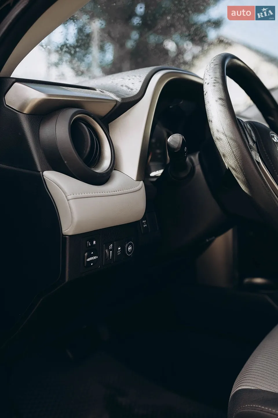 2015 Toyota RAV 4 - мініатюра 40