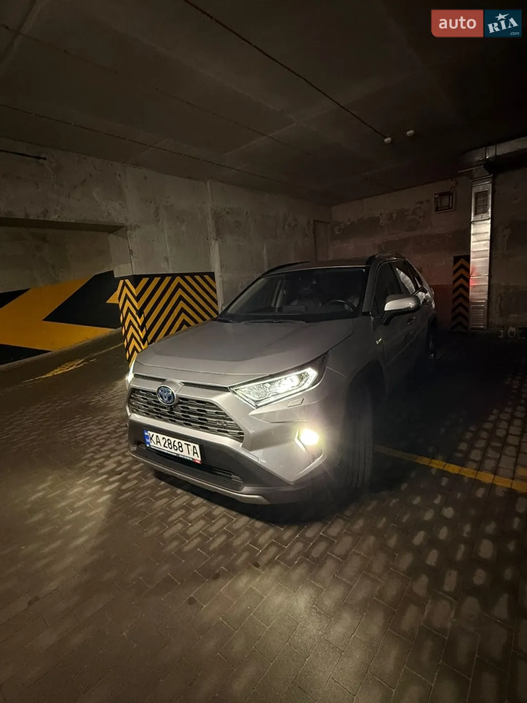 2019 Toyota RAV 4 - мініатюра 16