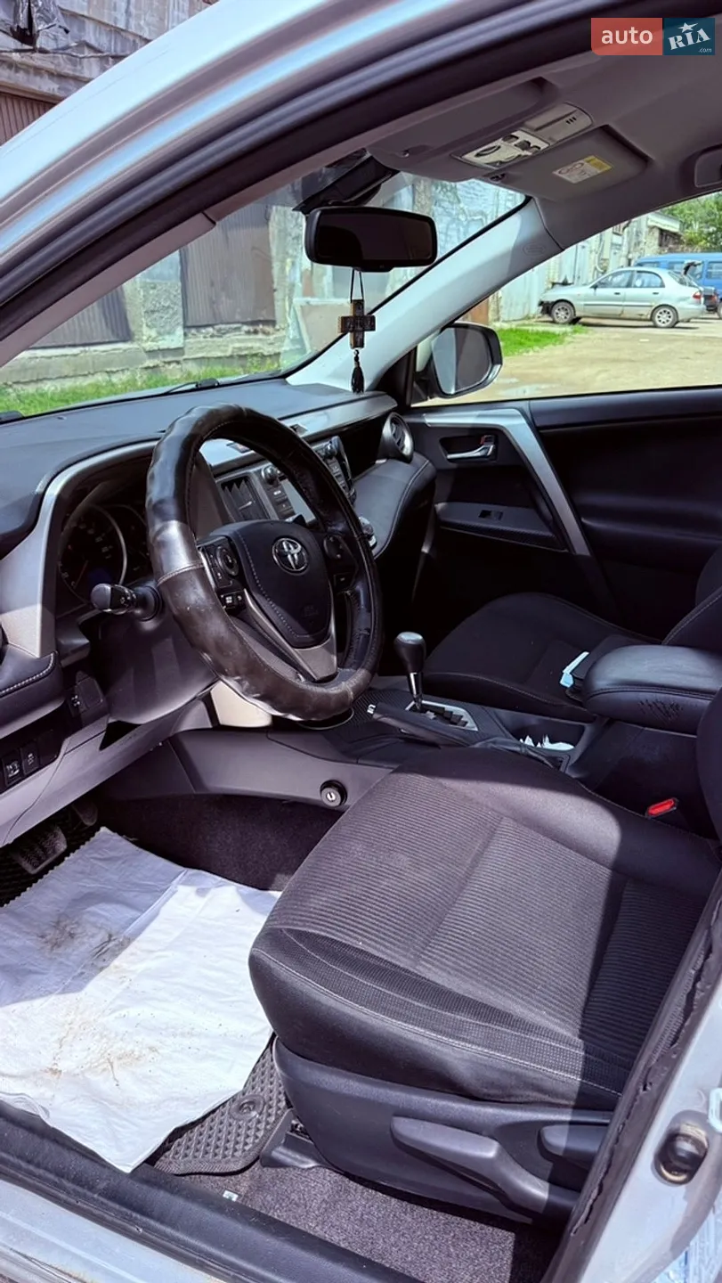2014 Toyota RAV 4 - мініатюра 8