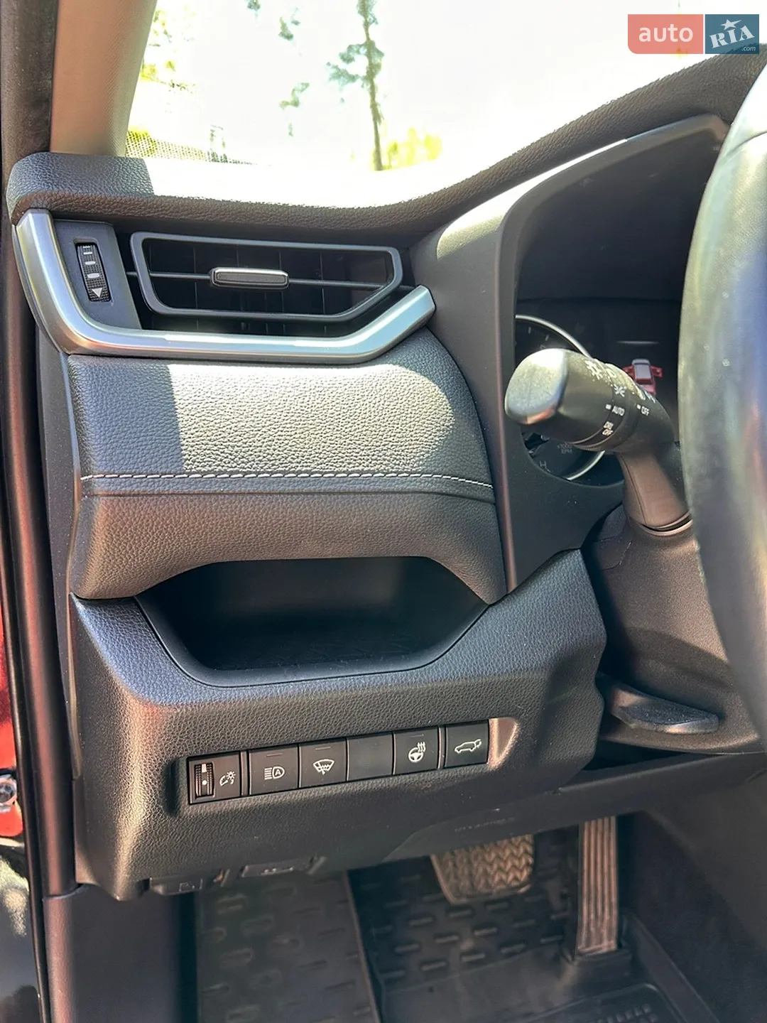 2019 Toyota RAV 4 - мініатюра 8