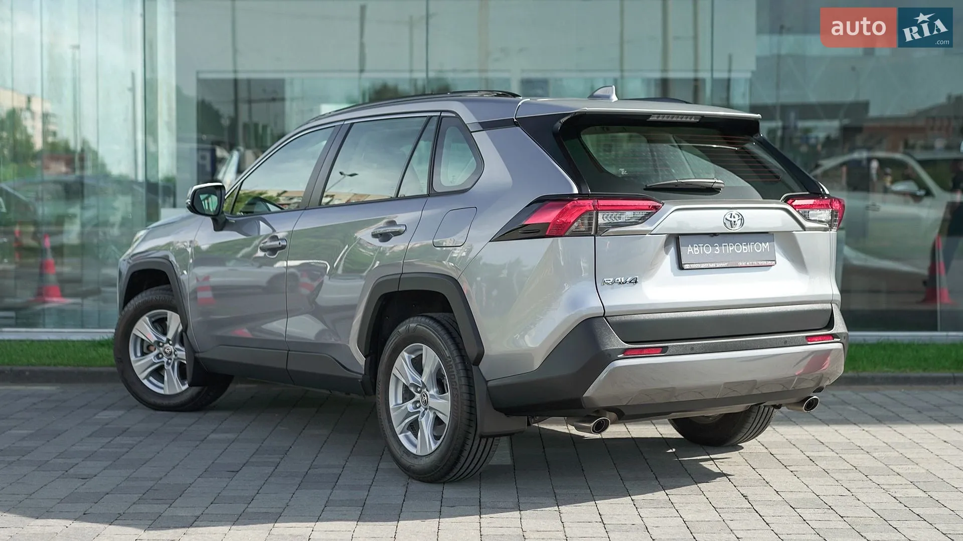 2020 Toyota RAV 4 - мініатюра 2