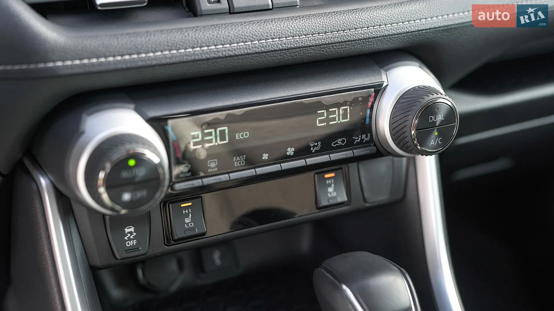 2020 Toyota RAV 4 - мініатюра 24