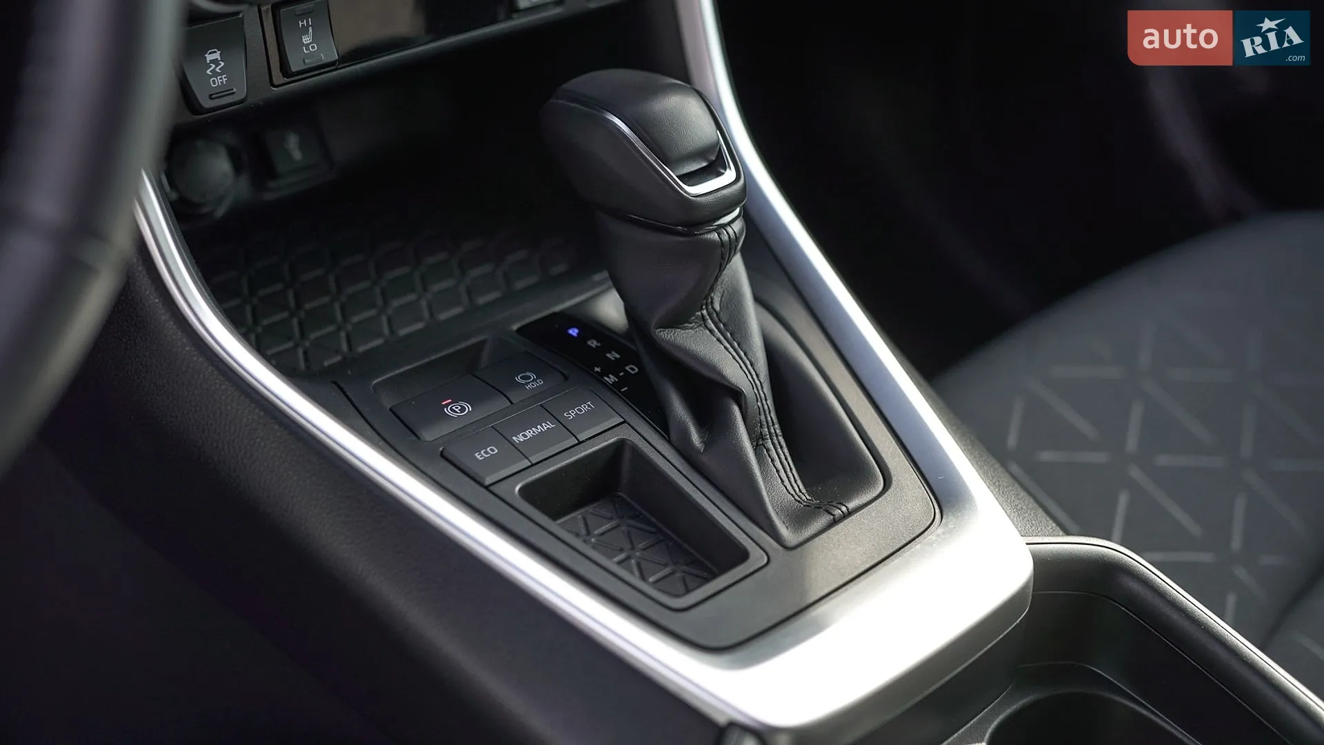 2020 Toyota RAV 4 - мініатюра 26
