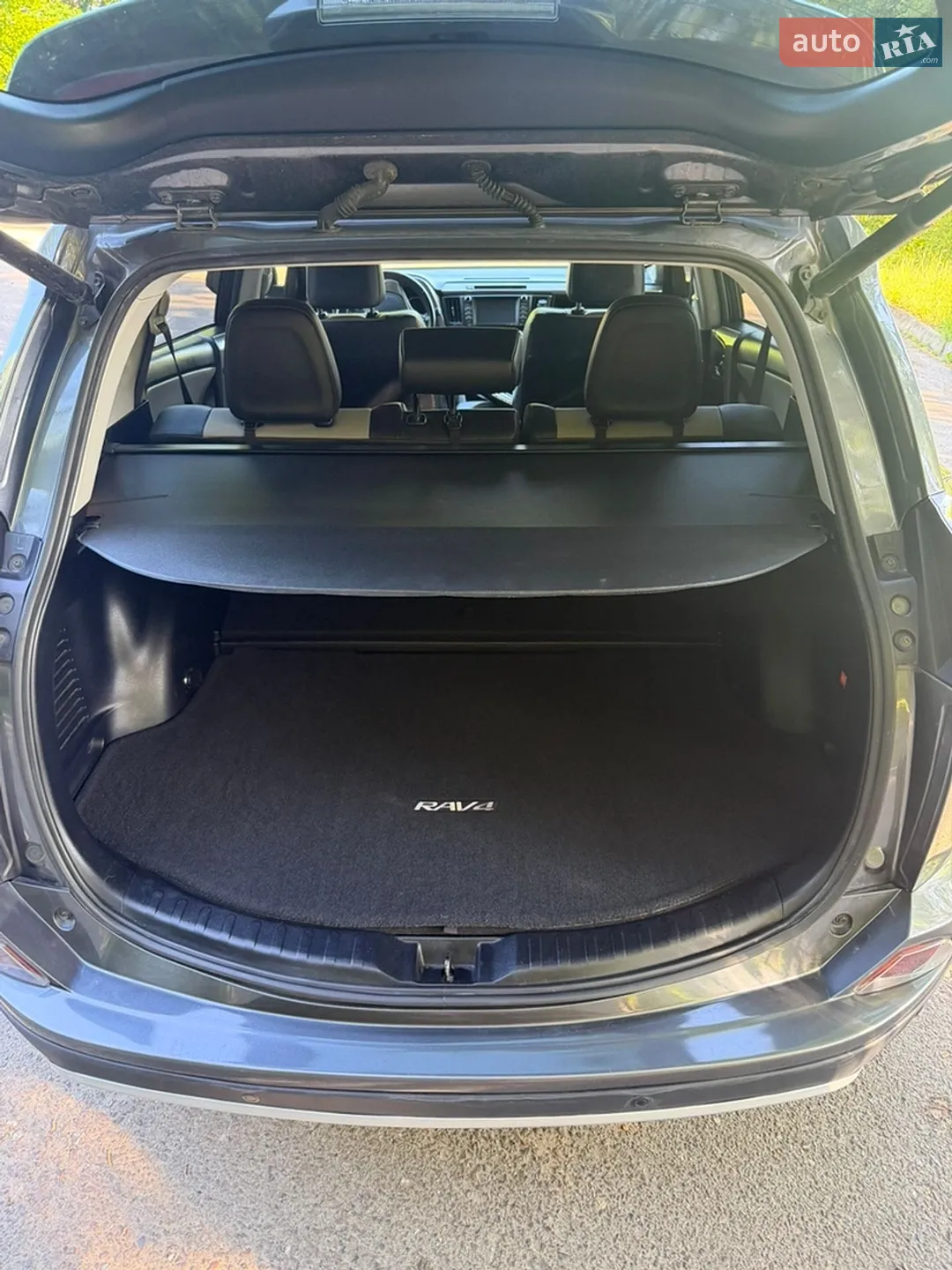 2016 Toyota RAV 4 - мініатюра 9