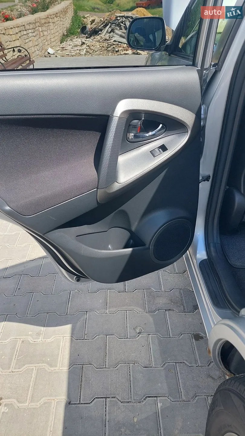 2012 Toyota RAV 4 - мініатюра 15