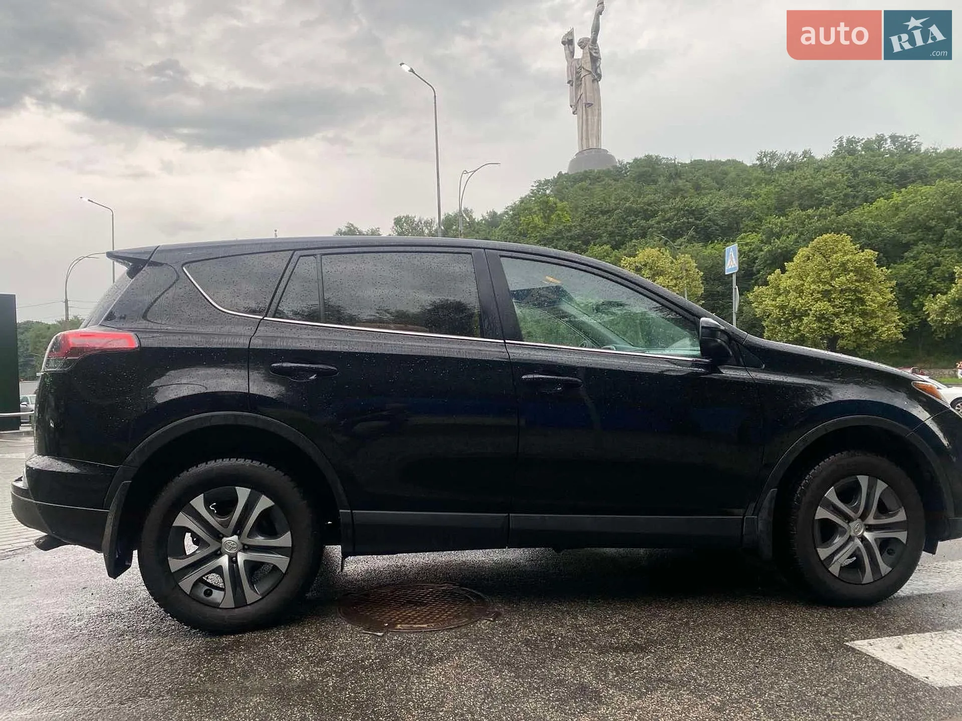 2018 Toyota RAV 4 - мініатюра 3