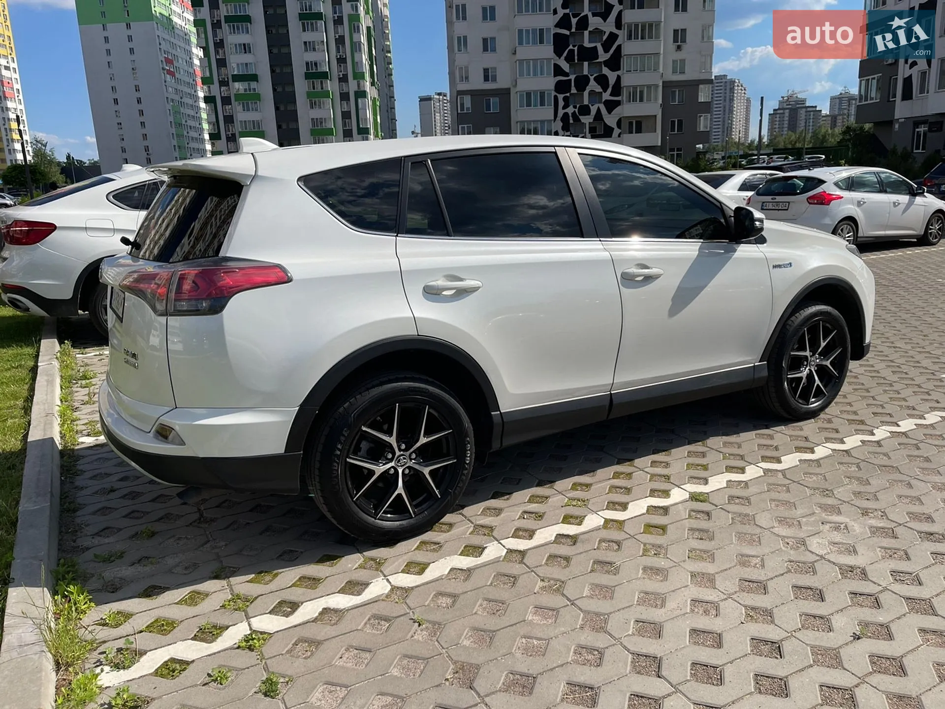 2017 Toyota RAV 4 - мініатюра 3