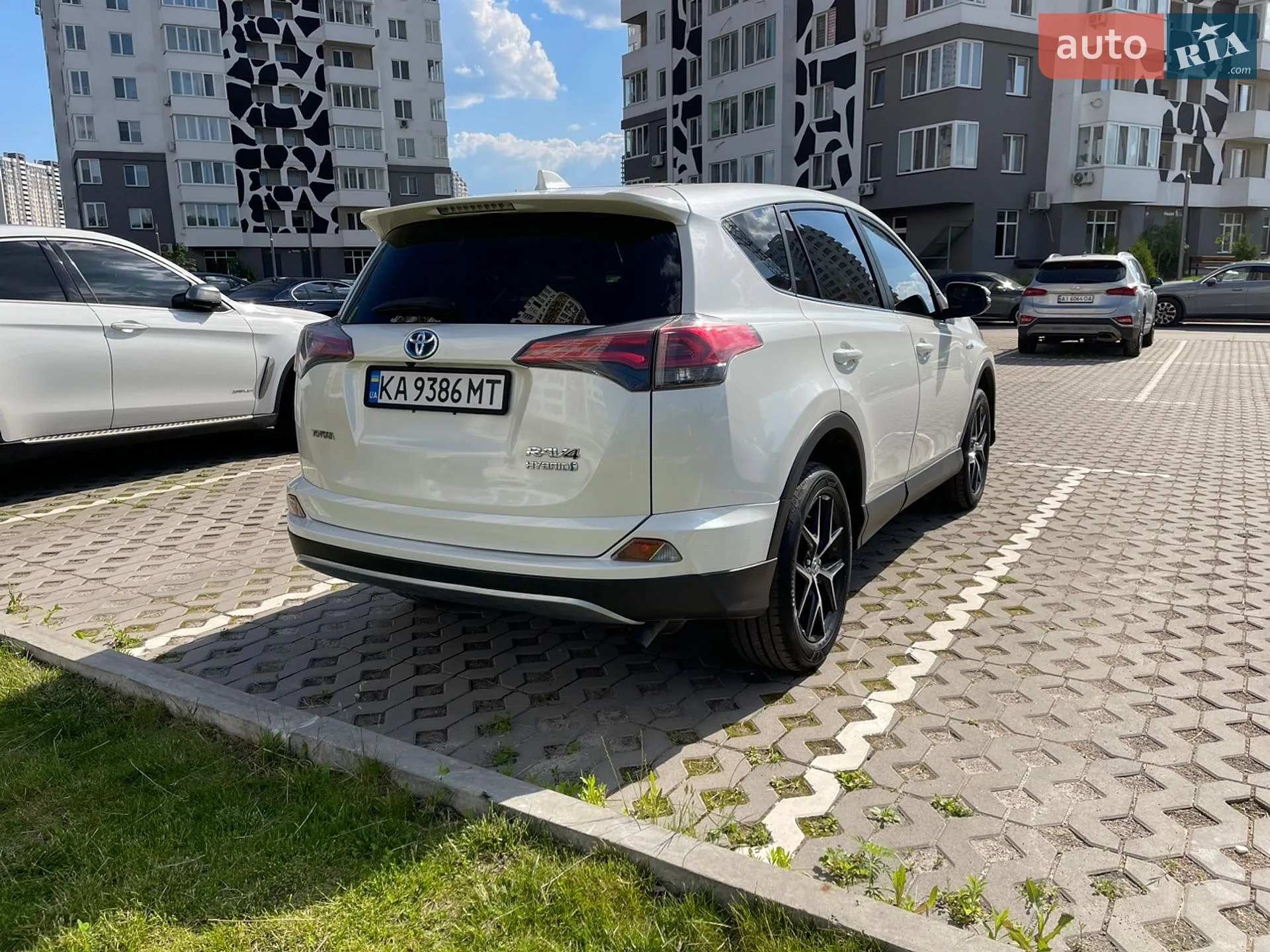 2017 Toyota RAV 4 - мініатюра 4