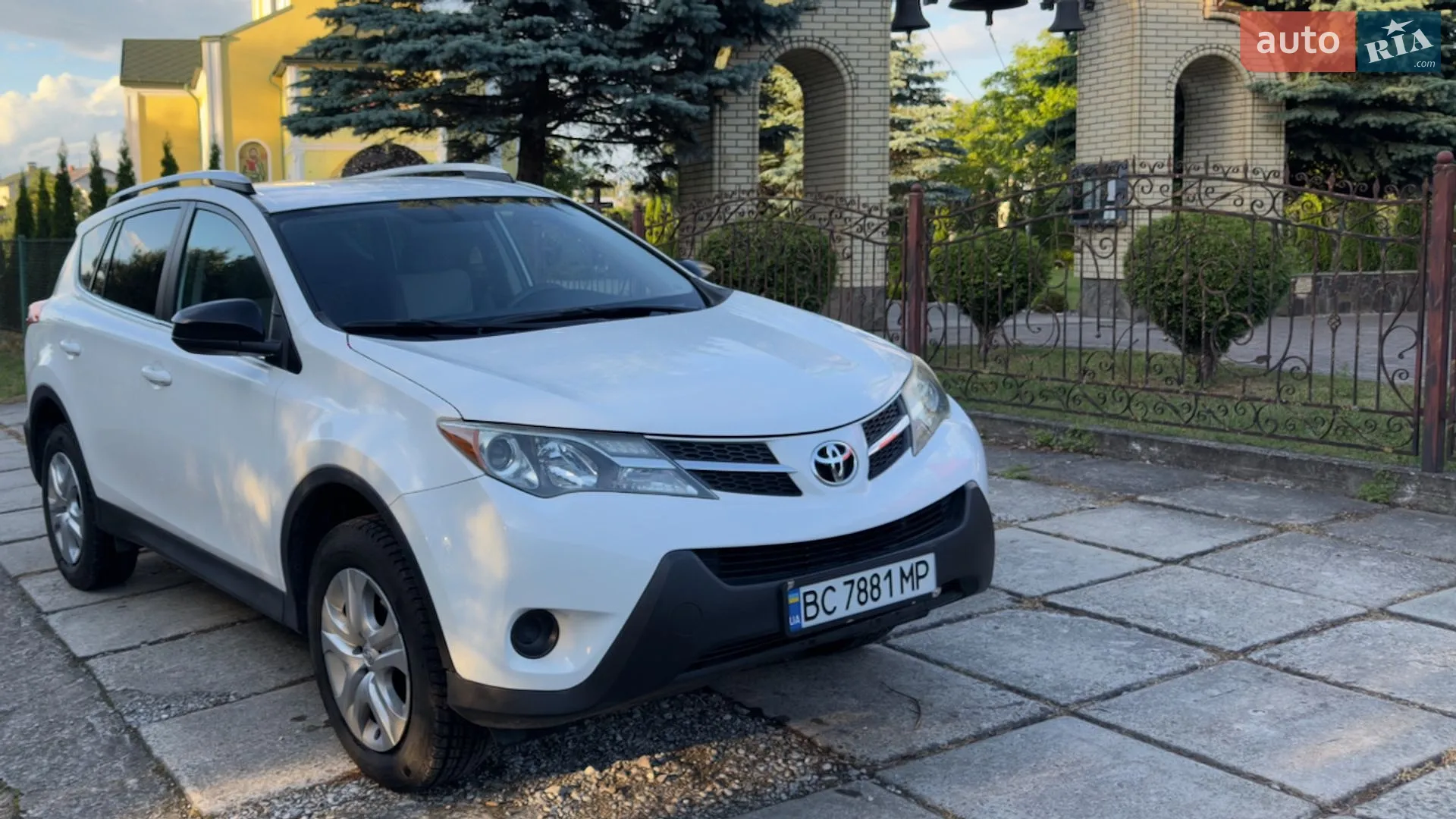 2013 Toyota RAV 4 - мініатюра 2