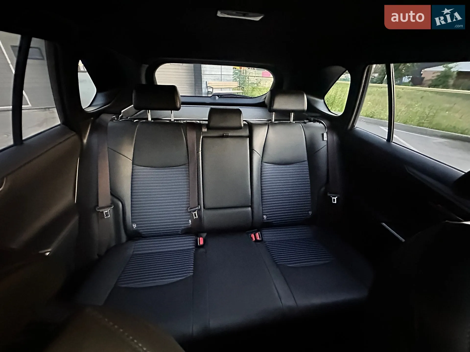 2021 Toyota RAV 4 - мініатюра 39