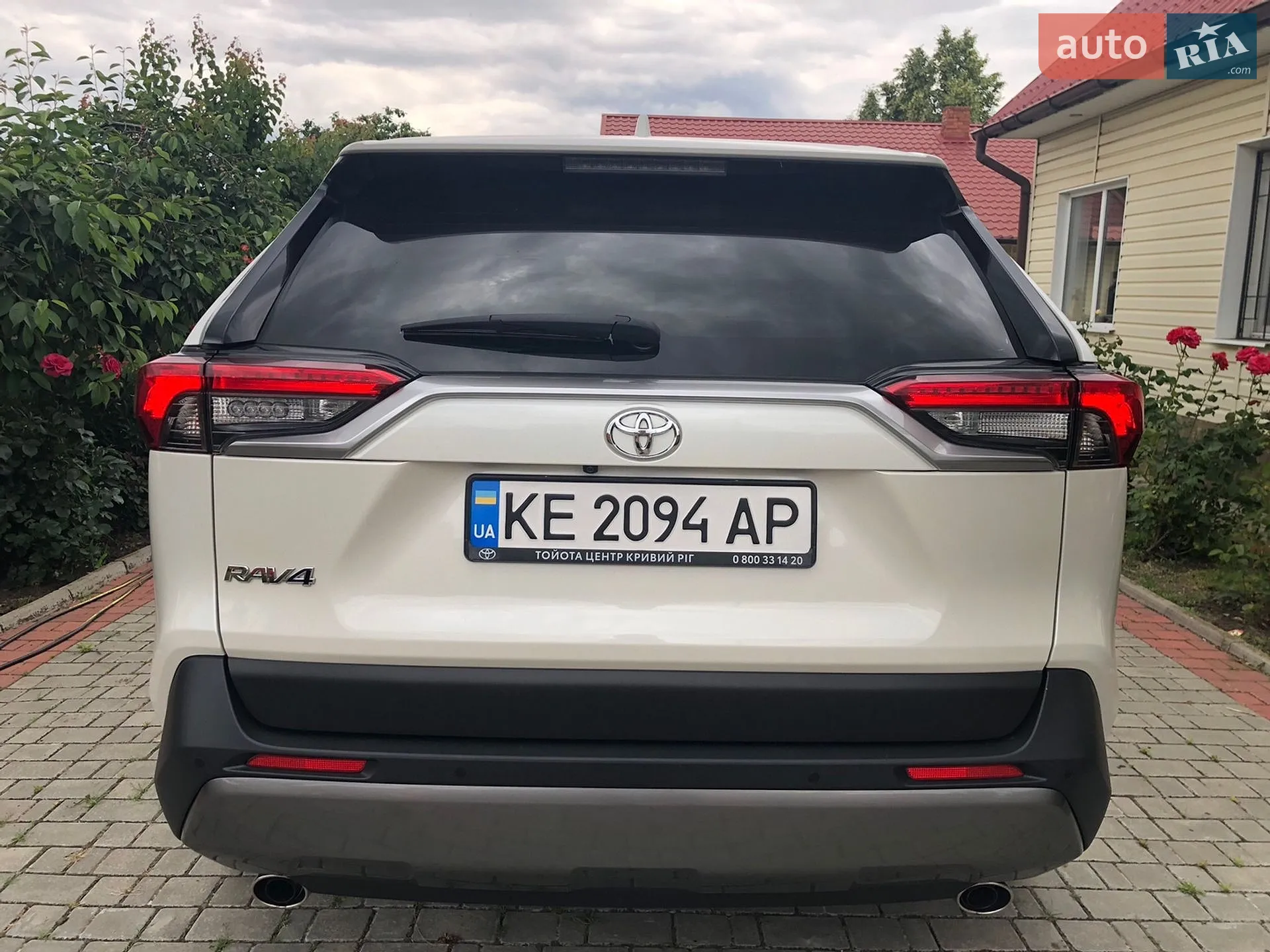 2019 Toyota RAV 4 - мініатюра 10