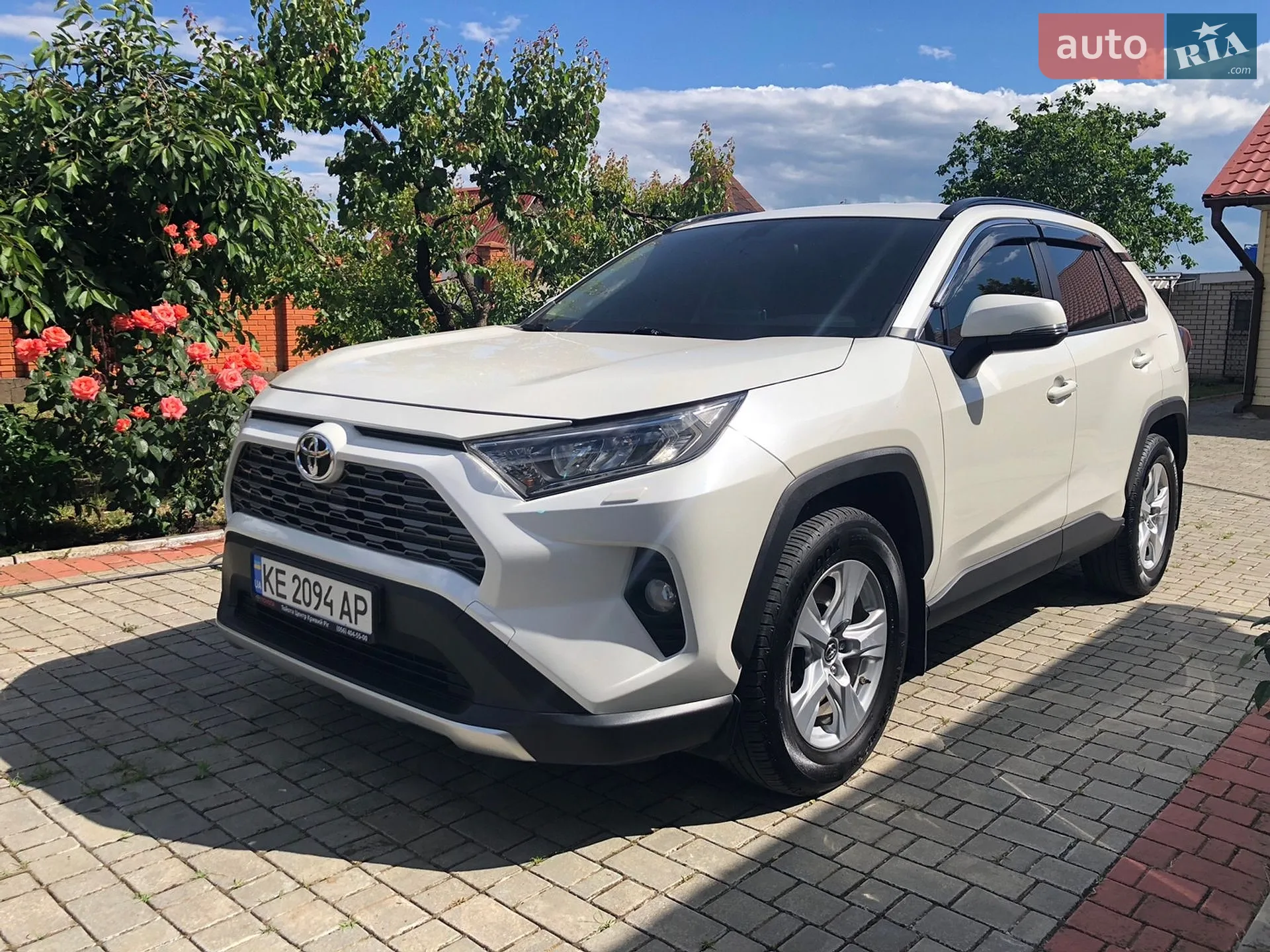 2019 Toyota RAV 4 - мініатюра 18