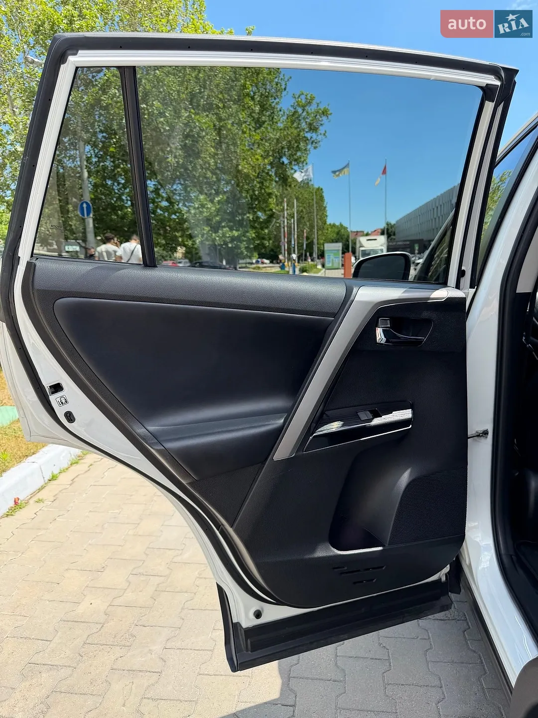 2017 Toyota RAV 4 - мініатюра 29